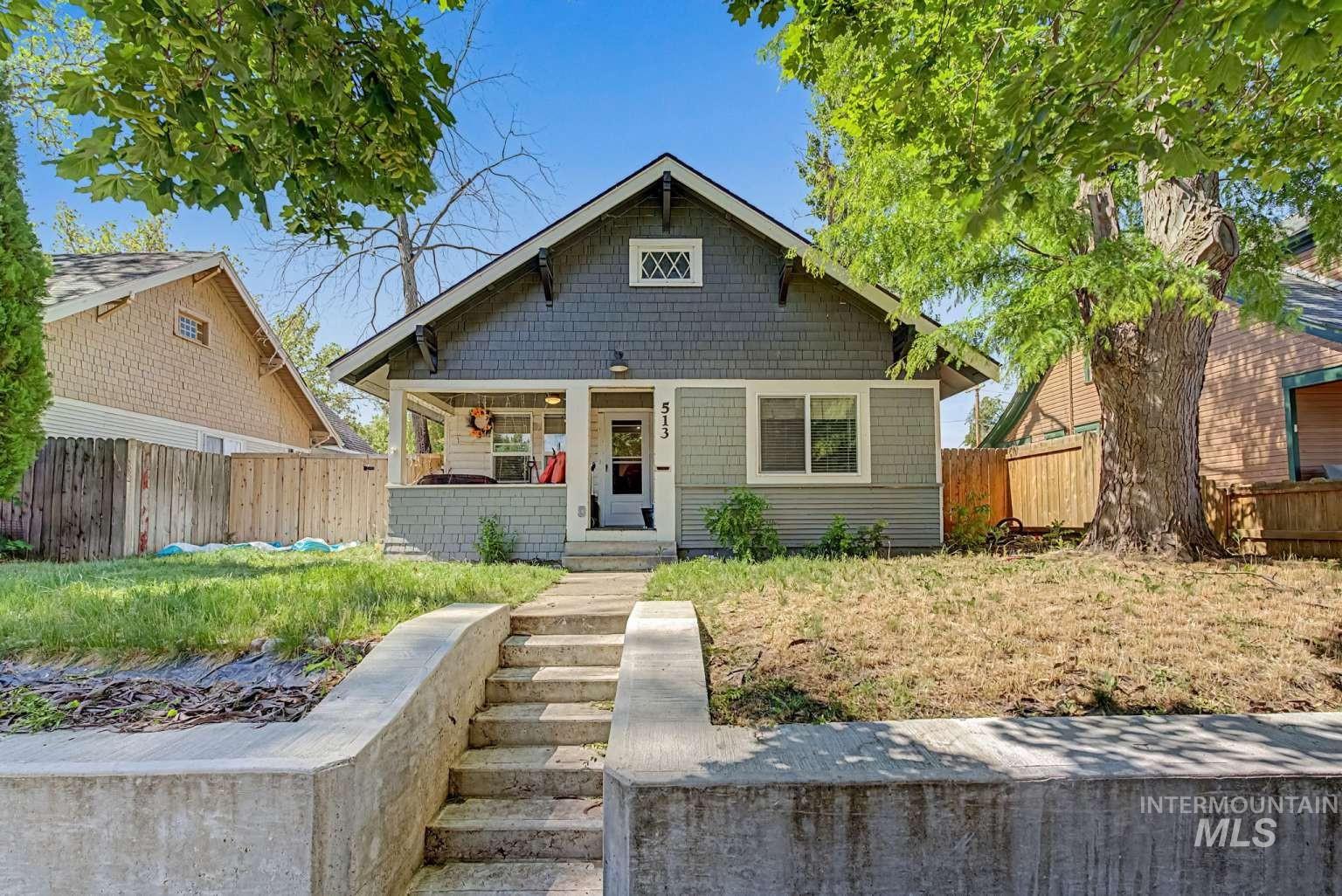513 W Court St, Weiser, Idaho 83672, 3 Bedrooms, 2 Bathrooms, Residential For Sale, Price $299,000,MLS 98989450