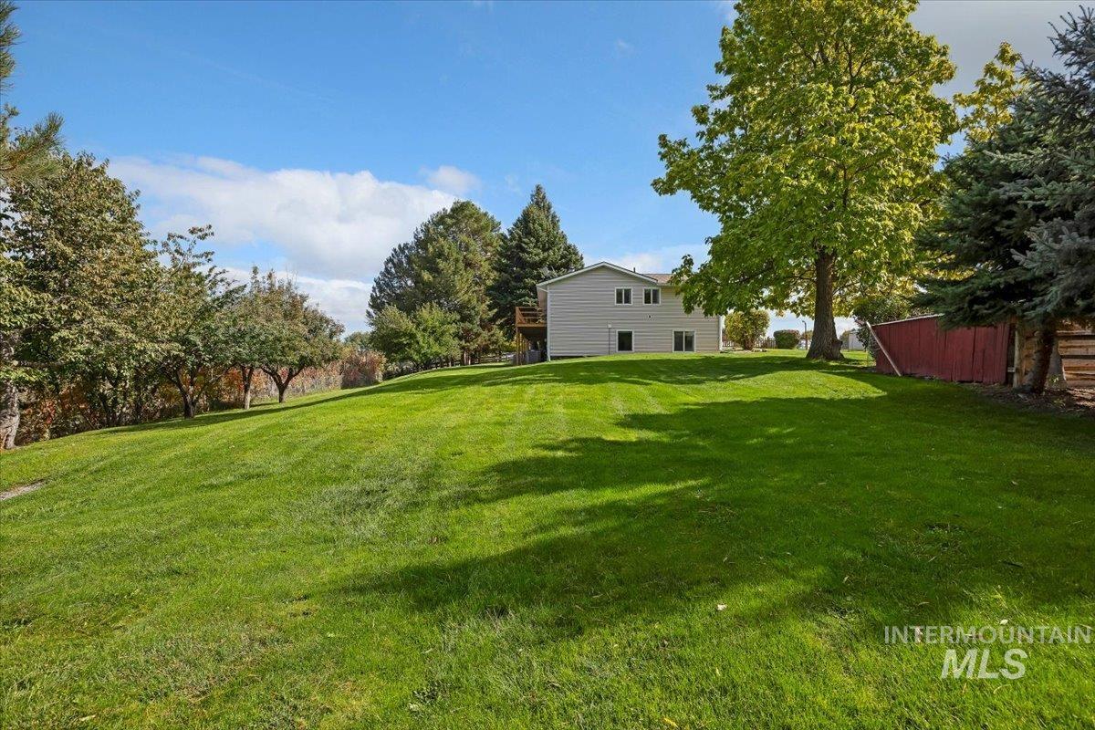 982 A E 2700 S, Hagerman, Idaho 83332, 3 Bedrooms, 3 Bathrooms, Residential For Sale, Price $539,000, 98989460