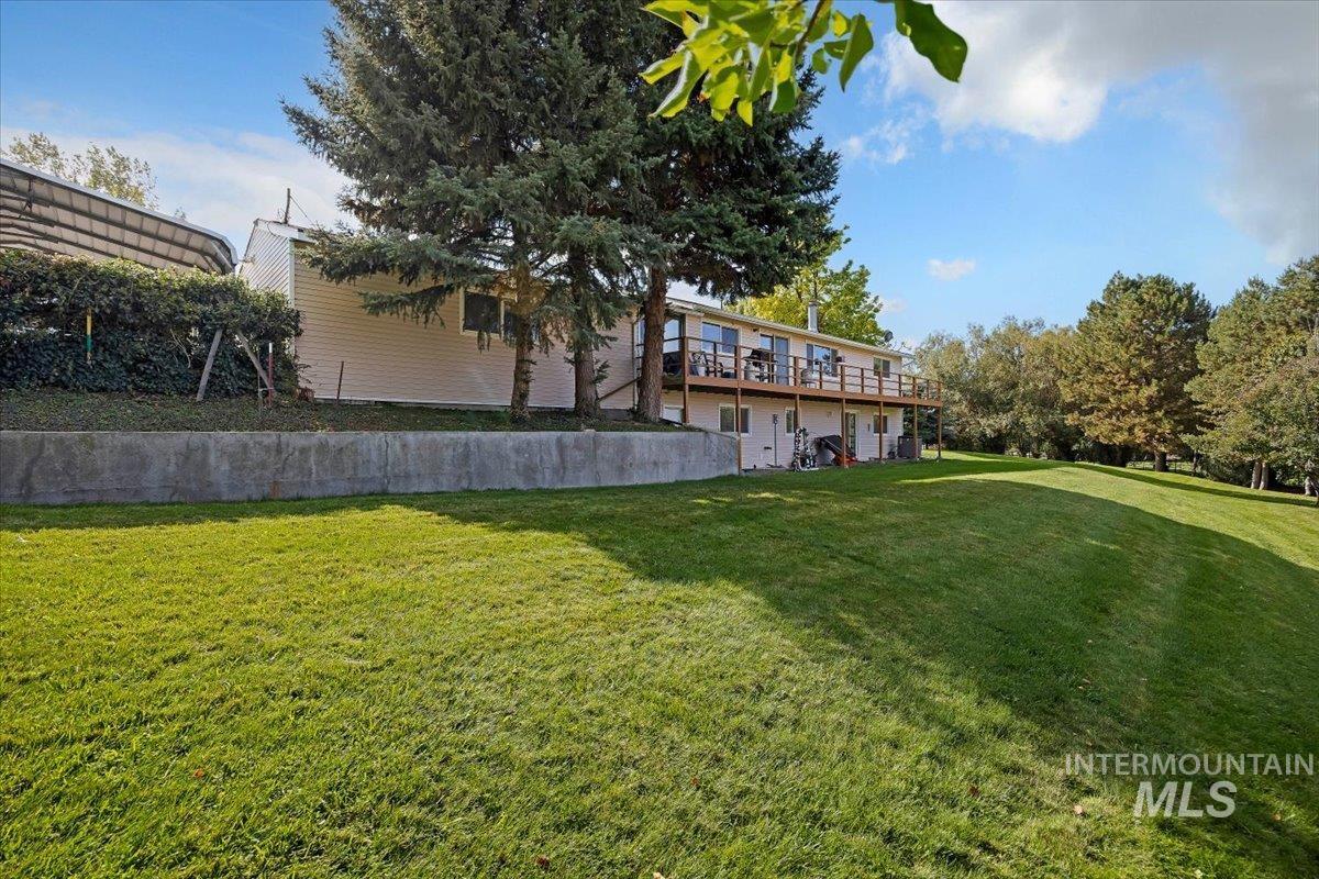 982 A E 2700 S, Hagerman, Idaho 83332, 3 Bedrooms, 3 Bathrooms, Residential For Sale, Price $539,000, 98989460