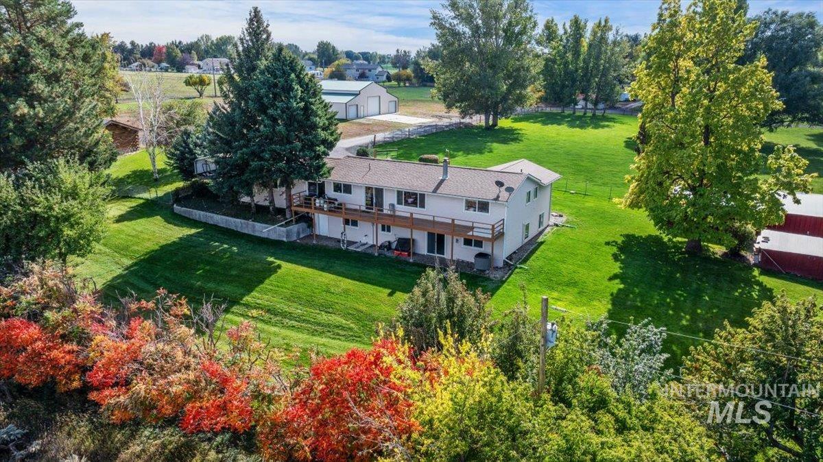 982 A E 2700 S, Hagerman, Idaho 83332, 3 Bedrooms, 3 Bathrooms, Residential For Sale, Price $539,000, 98989460