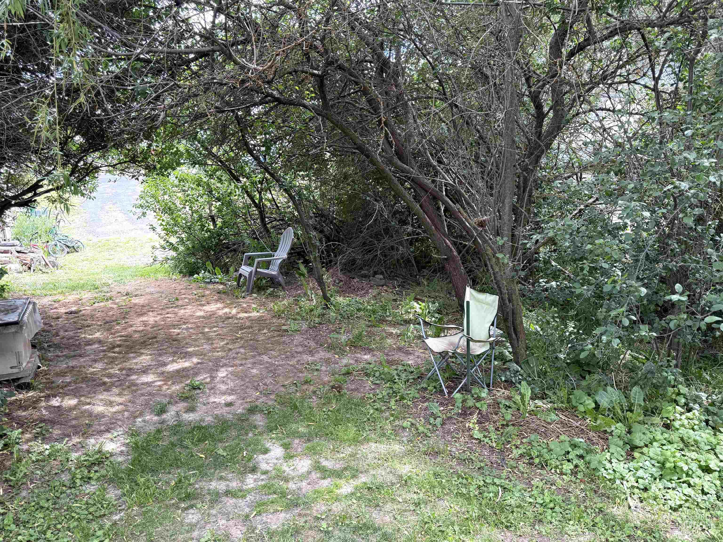 725 / 727 Brent Dr., Moscow, Idaho 83843, 3 Bedrooms, 1.5 Bathrooms, Residential Income For Sale, Price $460,000,MLS 98989468