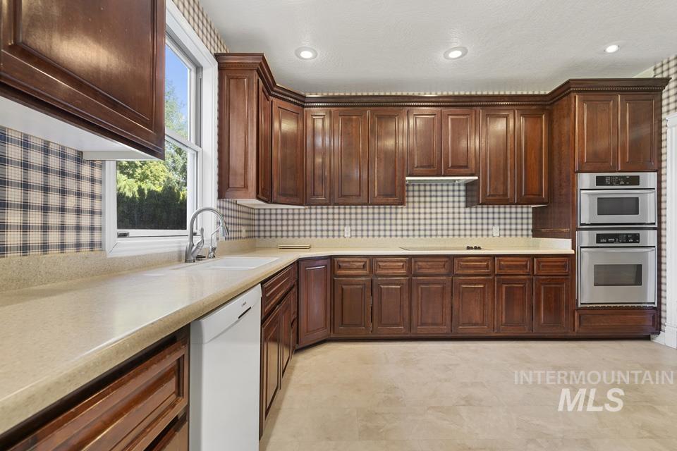 7923 Richey Rd, Fruitland, Idaho 83619, 4 Bedrooms, 2.5 Bathrooms, Residential For Sale, Price $1,150,000,MLS 98989474