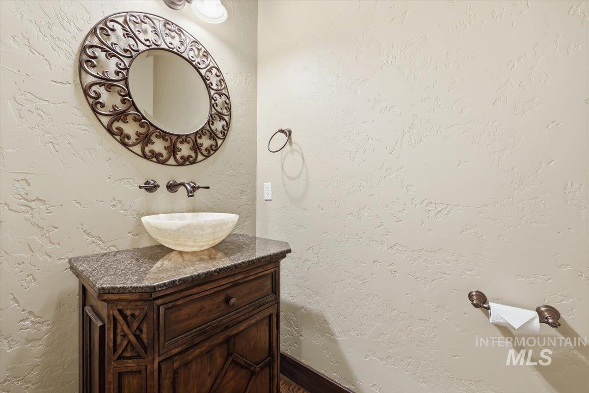 129 Cholla Hills, Meridian, Idaho 83646, 3 Bedrooms, 2.5 Bathrooms, Residential For Sale, Price $654,900,MLS 98989475