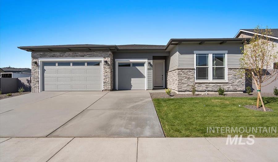 90 N Morty Ave., Kuna, Idaho 83634, 3 Bedrooms, 3.5 Bathrooms, Residential For Sale, Price $570,990,MLS 98989481