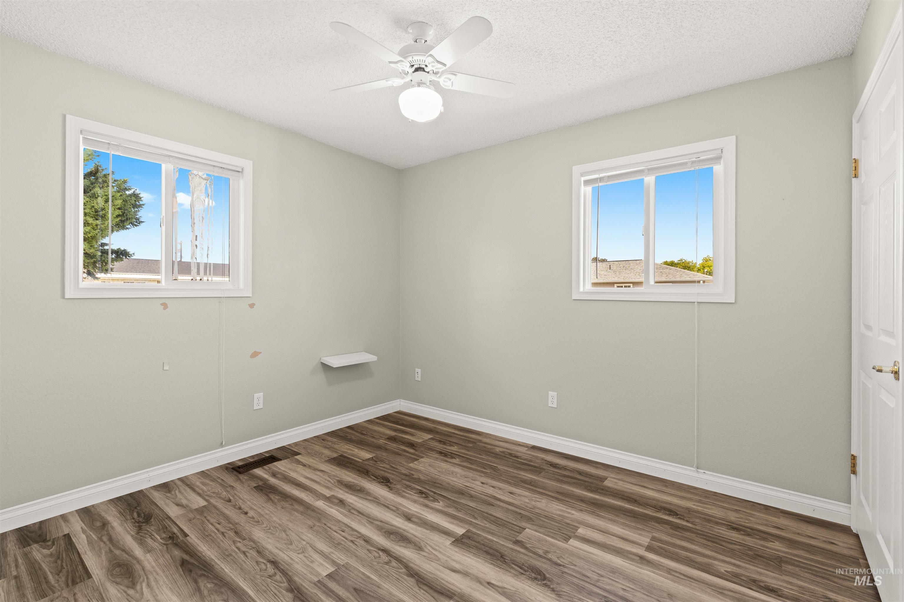 1122 Linden Dr, Lewiston, Idaho 83501, 3 Bedrooms, 2 Bathrooms, Residential For Sale, Price $399,900,MLS 98989482