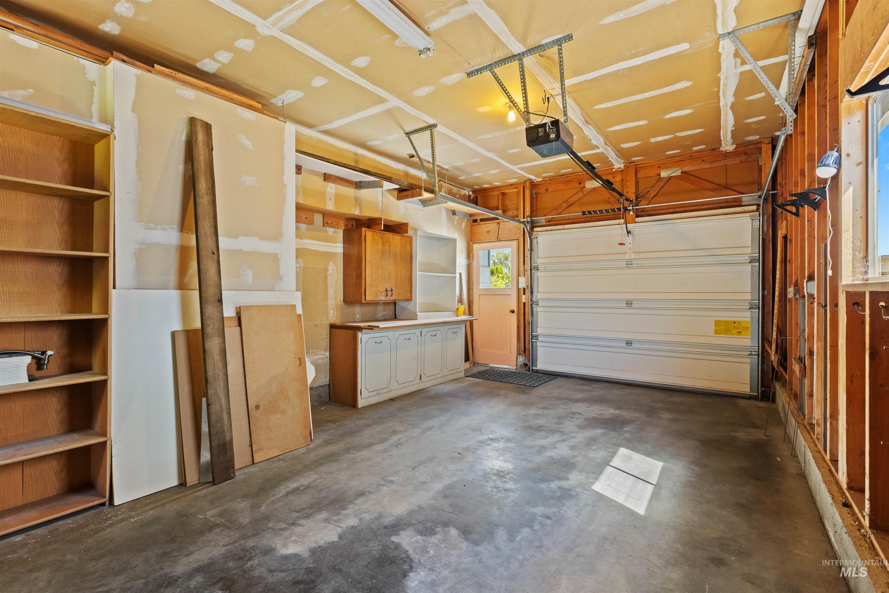 1122 Linden Dr, Lewiston, Idaho 83501, 3 Bedrooms, 2 Bathrooms, Residential For Sale, Price $399,900,MLS 98989482