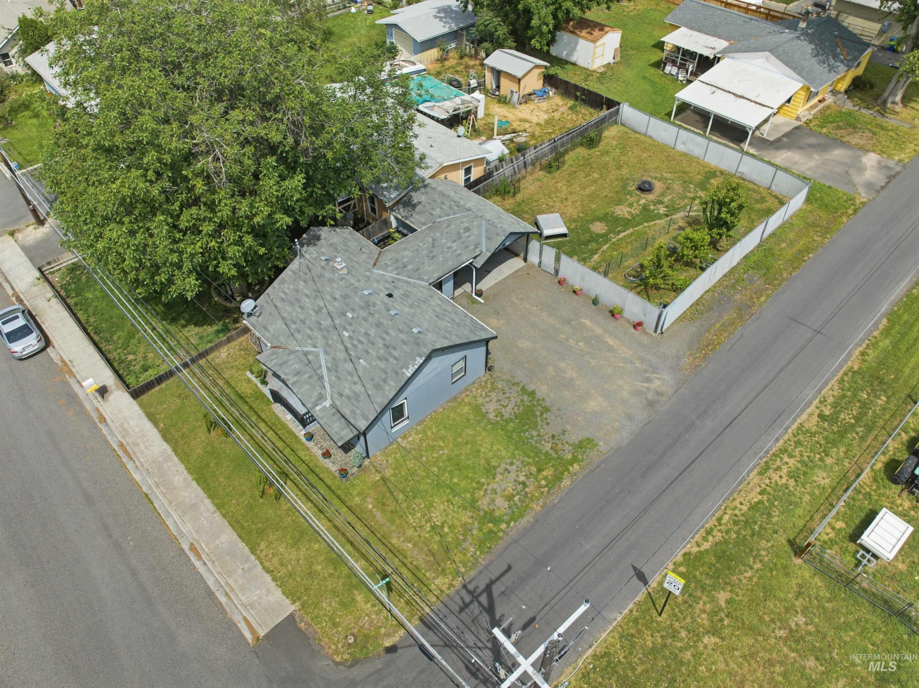 3419 8th St, Lewiston, Idaho 83501, 2 Bedrooms, 1 Bathroom, Residential For Sale, Price $315,000,MLS 98989488