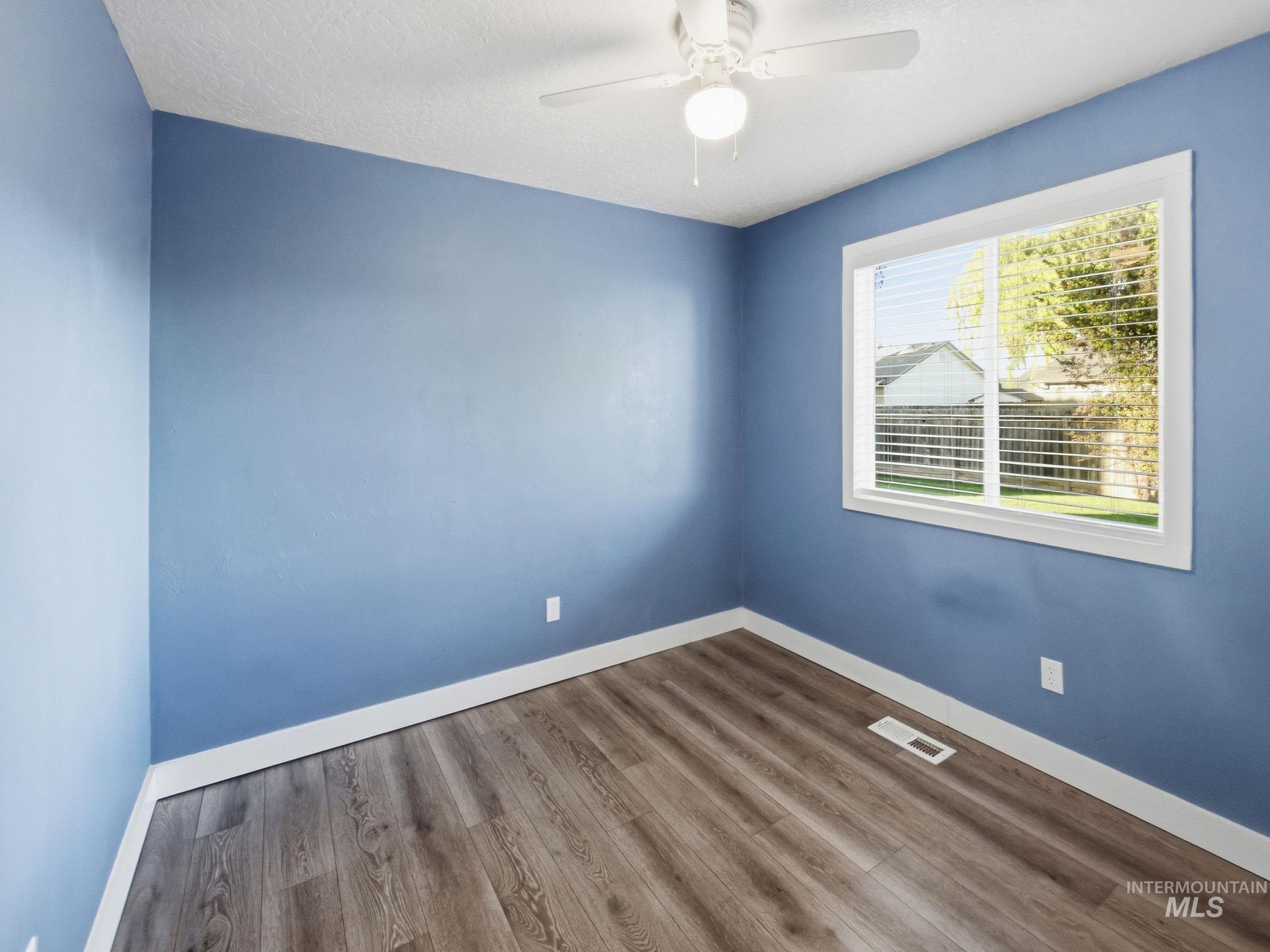 4721 Pioneer Ave, Caldwell, Idaho 83607, 3 Bedrooms, 2 Bathrooms, Residential For Sale, Price $335,000,MLS 98989489