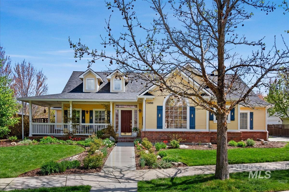 13480 N 2nd Ave, Boise, Idaho 83714, 4 Bedrooms, 2.5 Bathrooms, Residential For Sale, Price $749,000,MLS 98989496