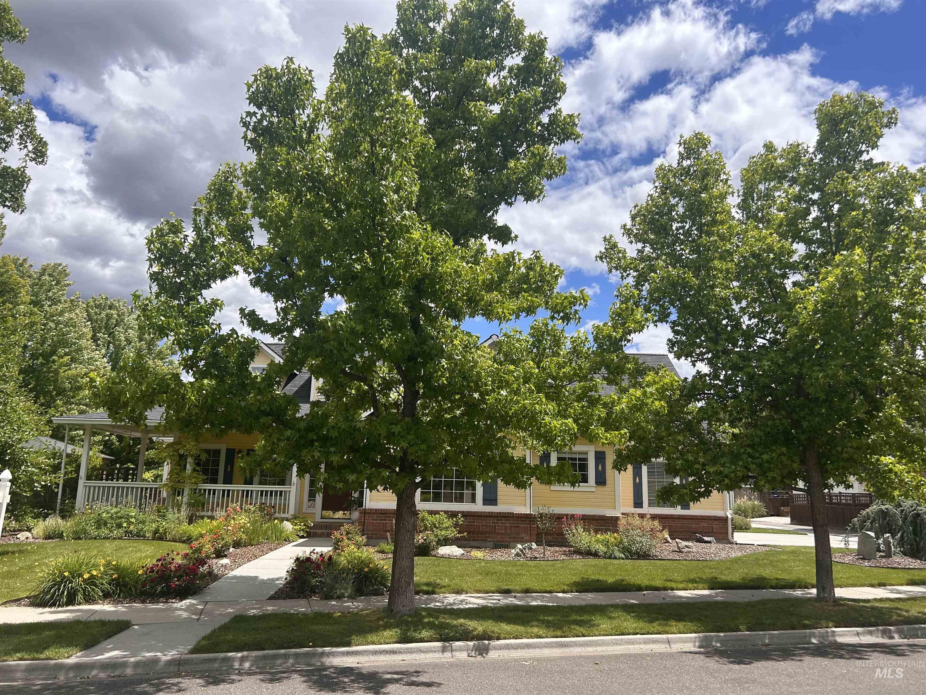 13480 N 2nd Ave, Boise, Idaho 83714, 4 Bedrooms, 2.5 Bathrooms, Residential For Sale, Price $749,000, 98989496