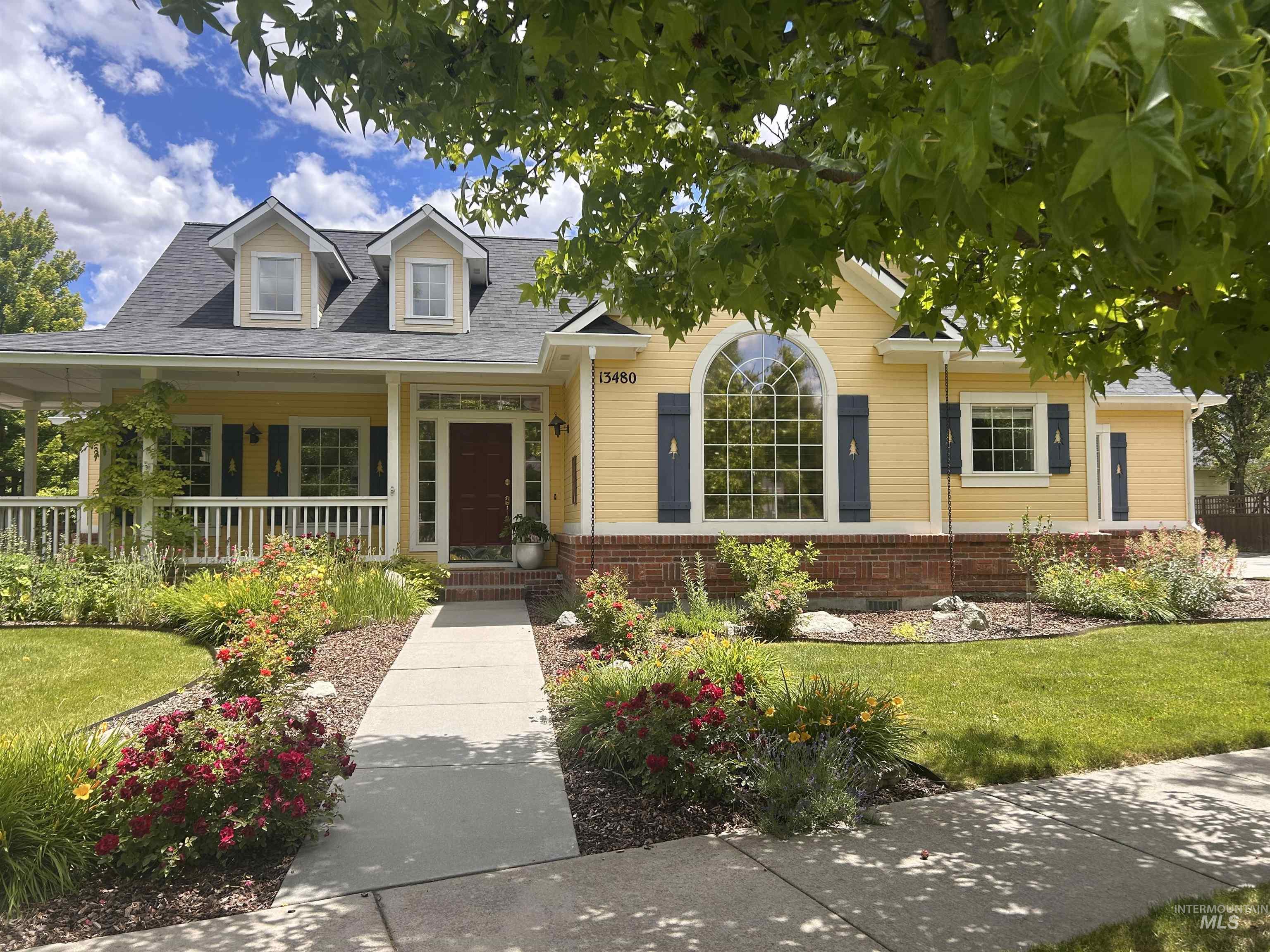 13480 N 2nd Ave, Boise, Idaho 83714, 4 Bedrooms, 2.5 Bathrooms, Residential For Sale, Price $749,000, 98989496
