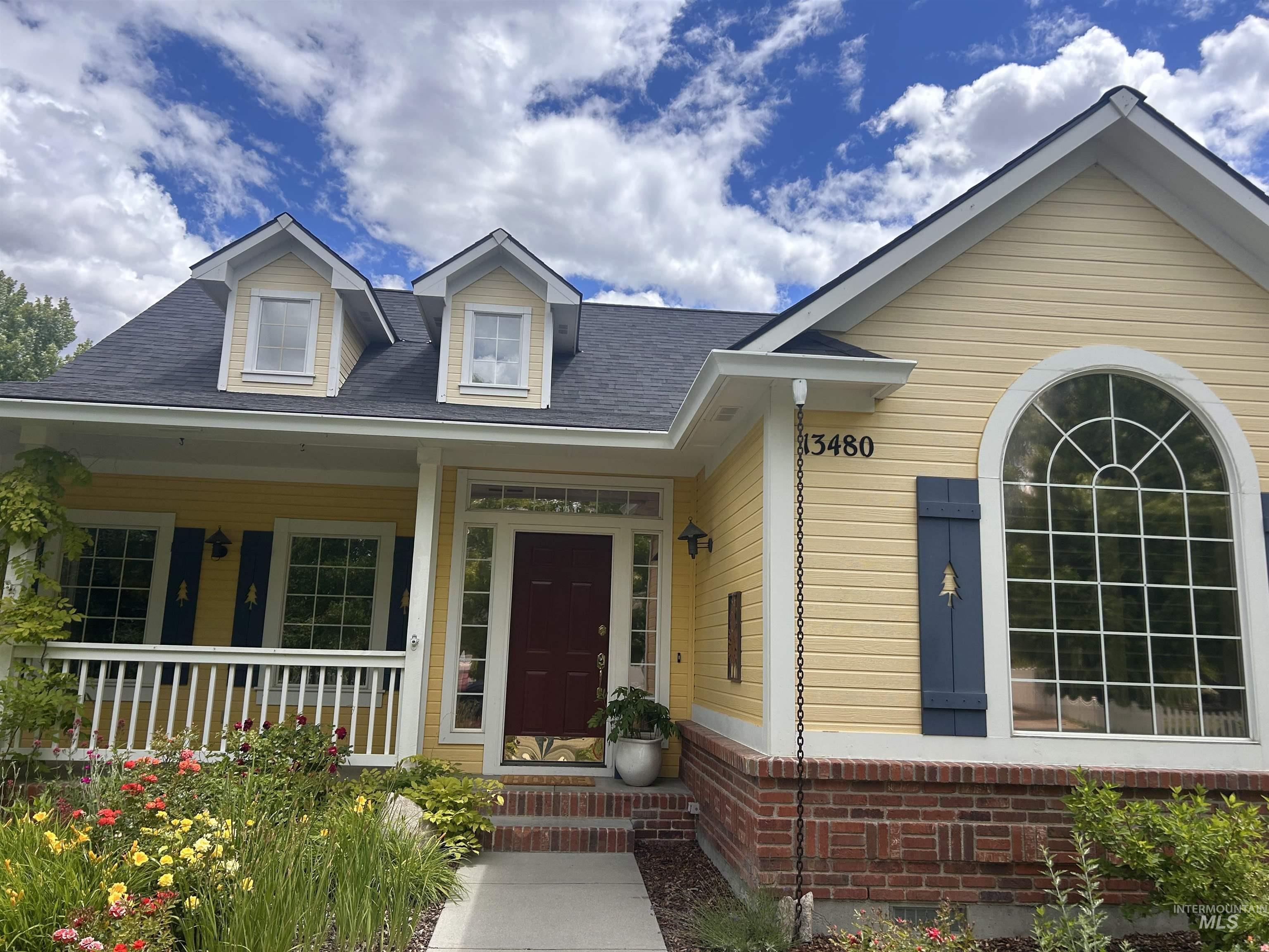 13480 N 2nd Ave, Boise, Idaho 83714, 4 Bedrooms, 2.5 Bathrooms, Residential For Sale, Price $749,000, 98989496
