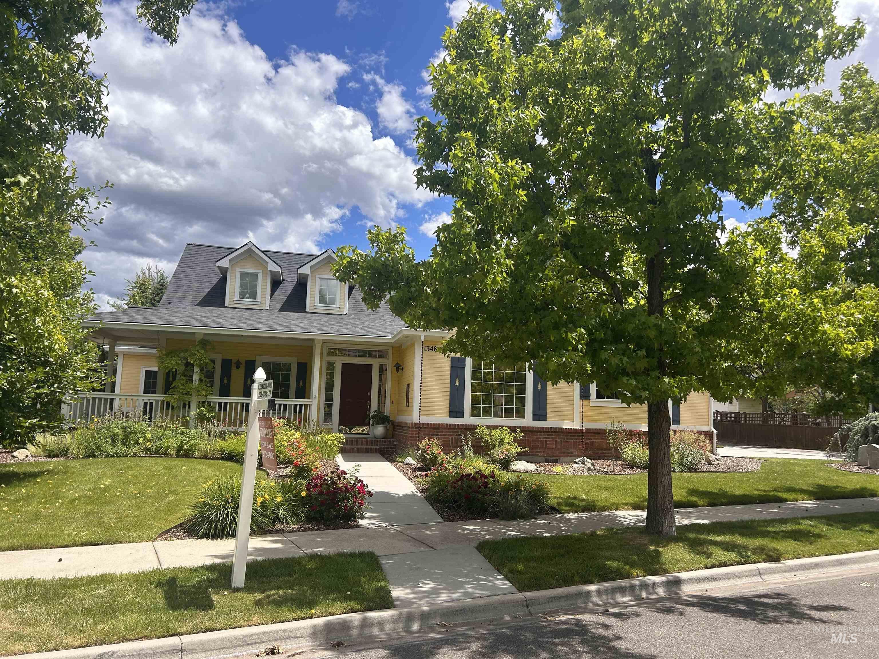 13480 N 2nd Ave, Boise, Idaho 83714, 4 Bedrooms, 2.5 Bathrooms, Residential For Sale, Price $749,000, 98989496