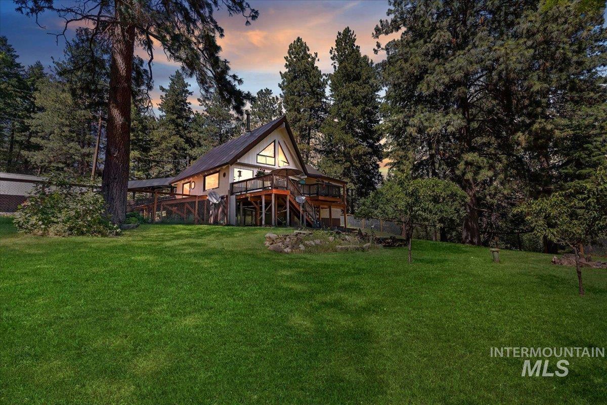 5 Wonacott Way, Boise, Idaho 83716, 4 Bedrooms, 2 Bathrooms, Residential For Sale, Price $625,000,MLS 98989497