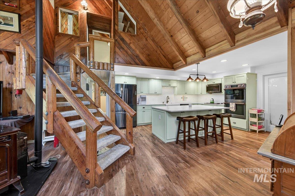 5 Wonacott Way, Boise, Idaho 83716, 4 Bedrooms, 2 Bathrooms, Residential For Sale, Price $625,000,MLS 98989497