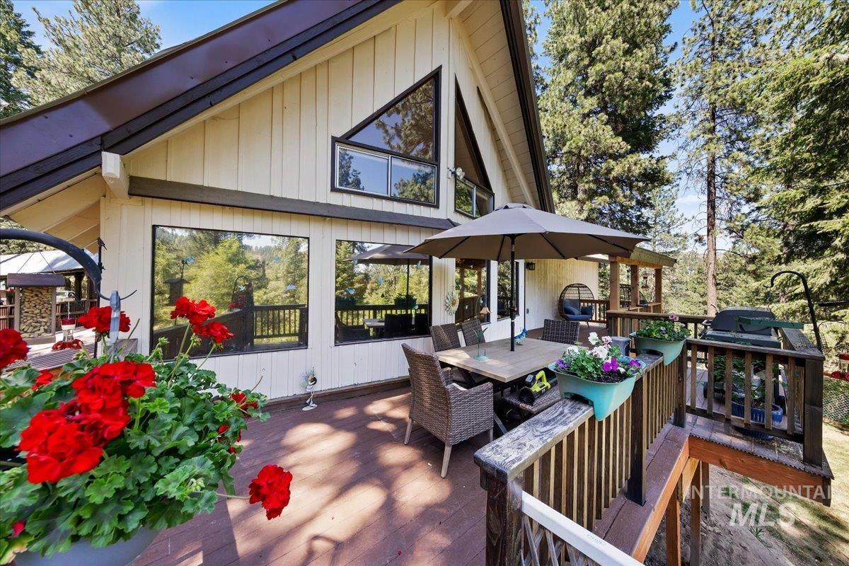 5 Wonacott Way, Boise, Idaho 83716, 4 Bedrooms, 2 Bathrooms, Residential For Sale, Price $625,000,MLS 98989497