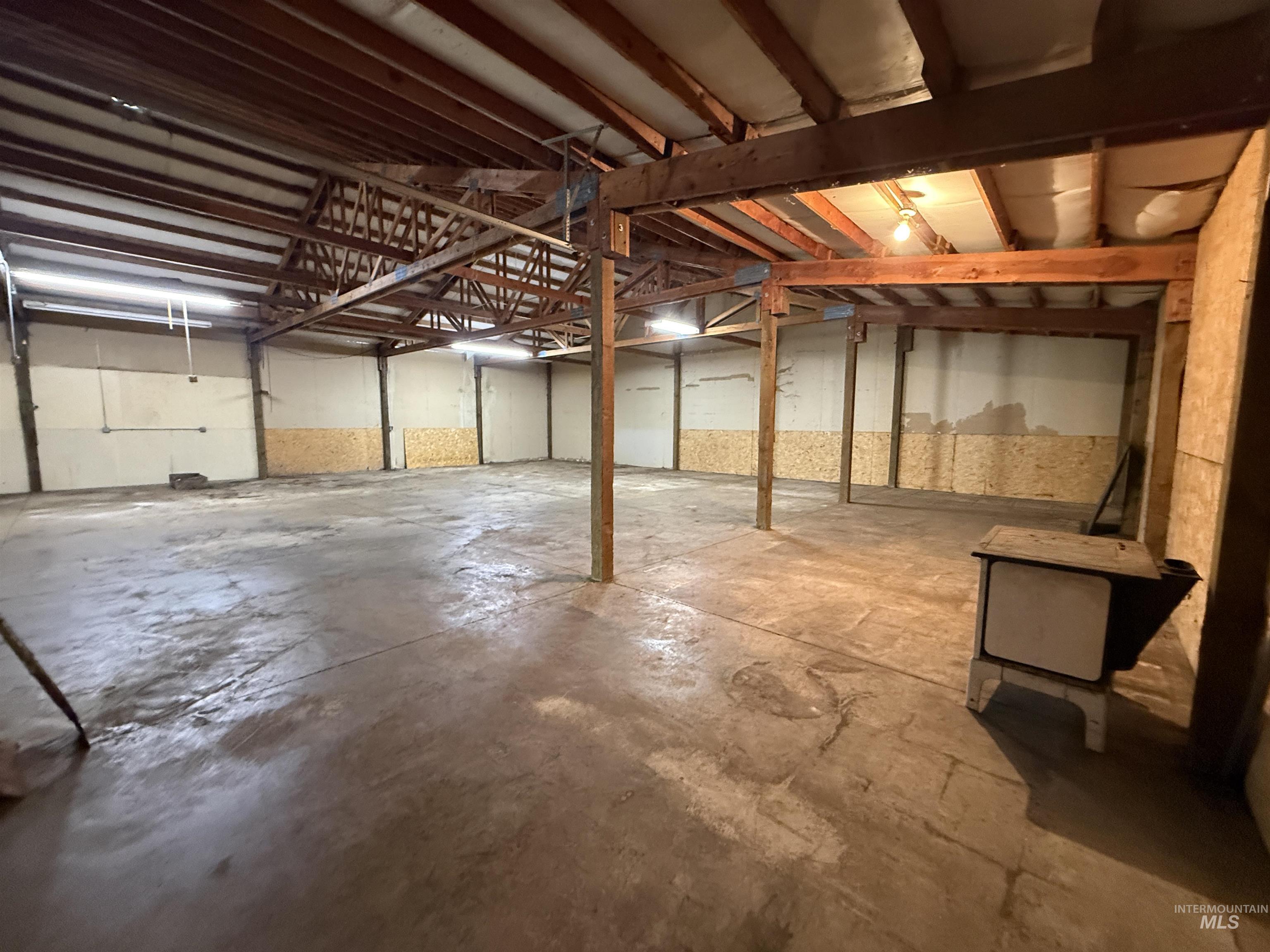 2816 7th Ave N, Lewiston, Idaho 83501, Business/Commercial For Sale, Price $205,000,MLS 98989498