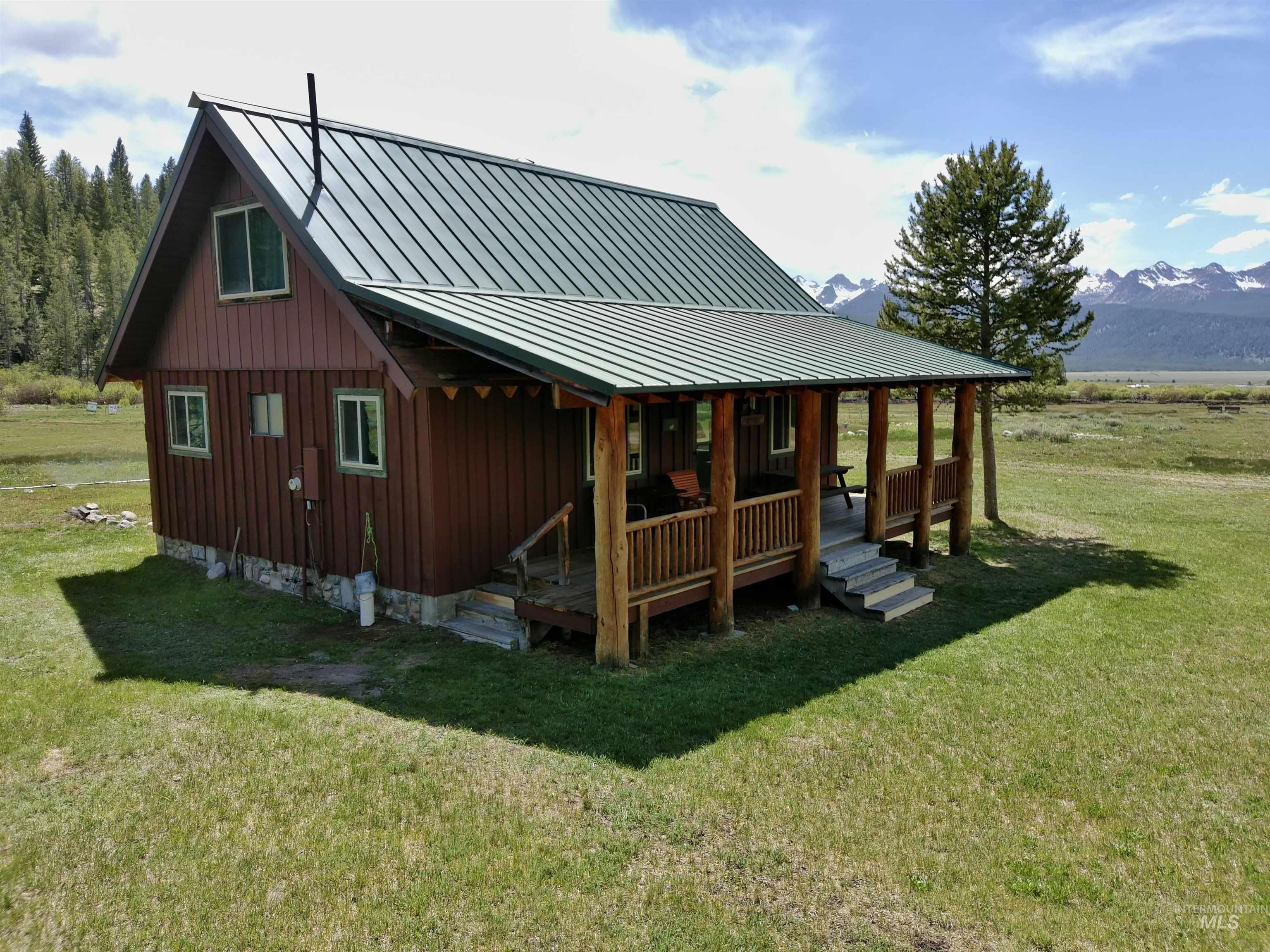 72 Fisher Creek Loop, Stanley, Idaho 83278, 3 Bedrooms, 1.5 Bathrooms, Residential For Sale, Price $1,050,000,MLS 98989500