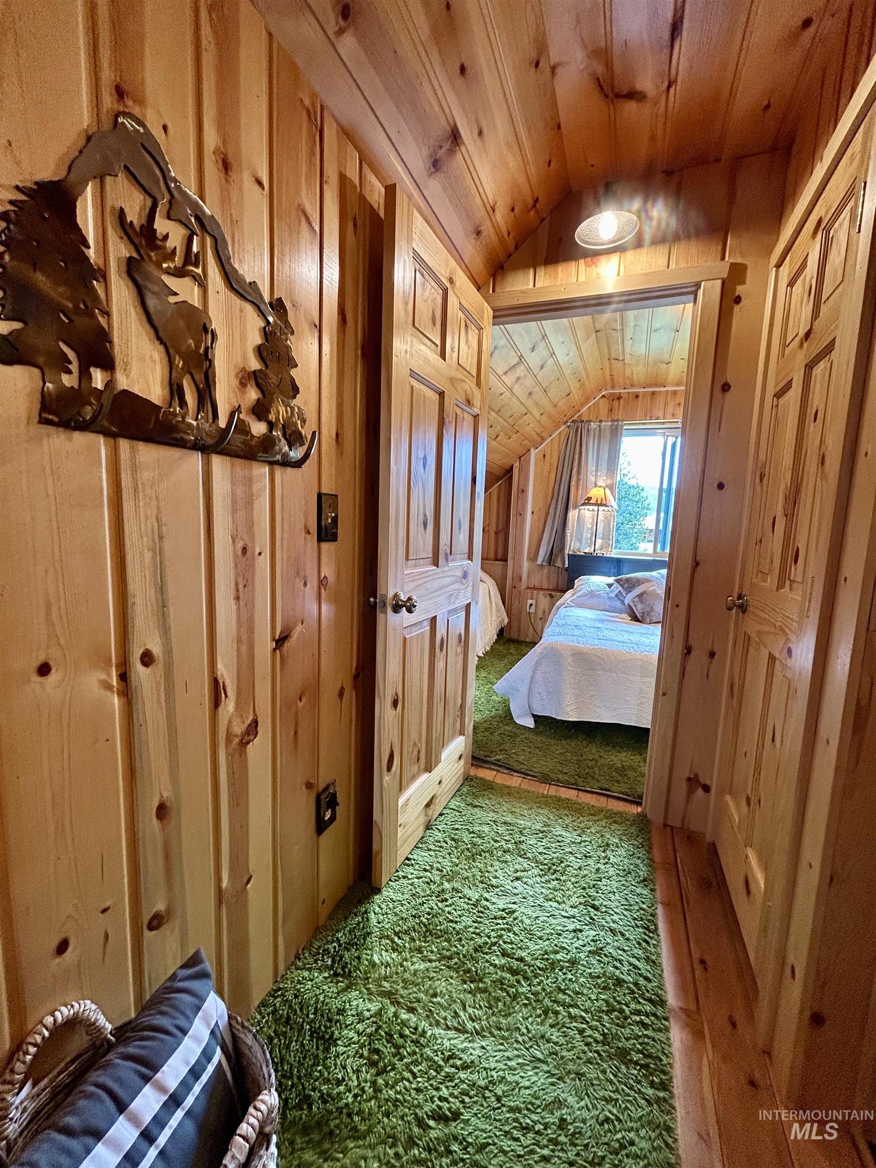 72 Fisher Creek Loop, Stanley, Idaho 83278, 3 Bedrooms, 1.5 Bathrooms, Residential For Sale, Price $1,050,000,MLS 98989500