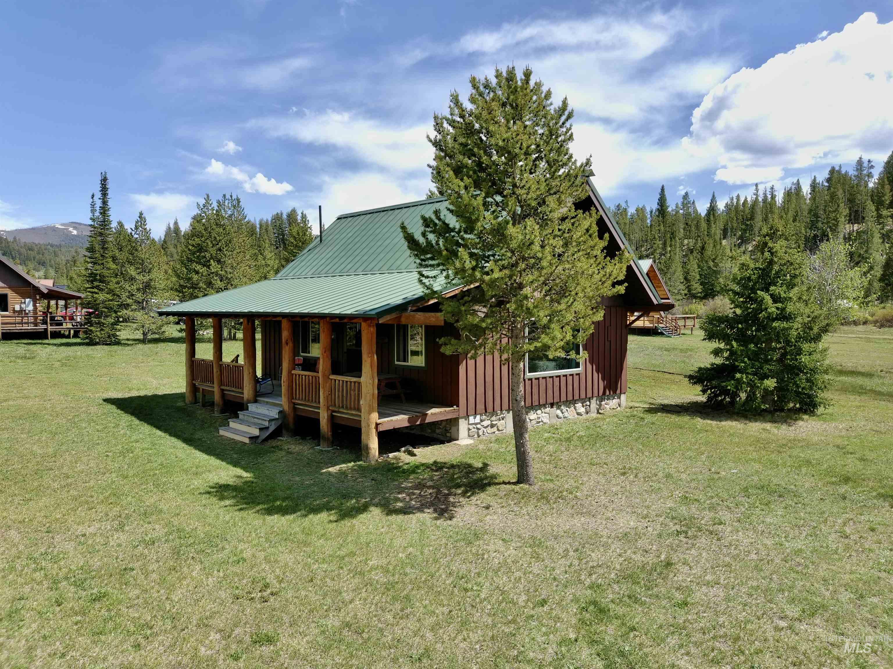 72 Fisher Creek Loop, Stanley, Idaho 83278, 3 Bedrooms, 1.5 Bathrooms, Residential For Sale, Price $1,050,000,MLS 98989500