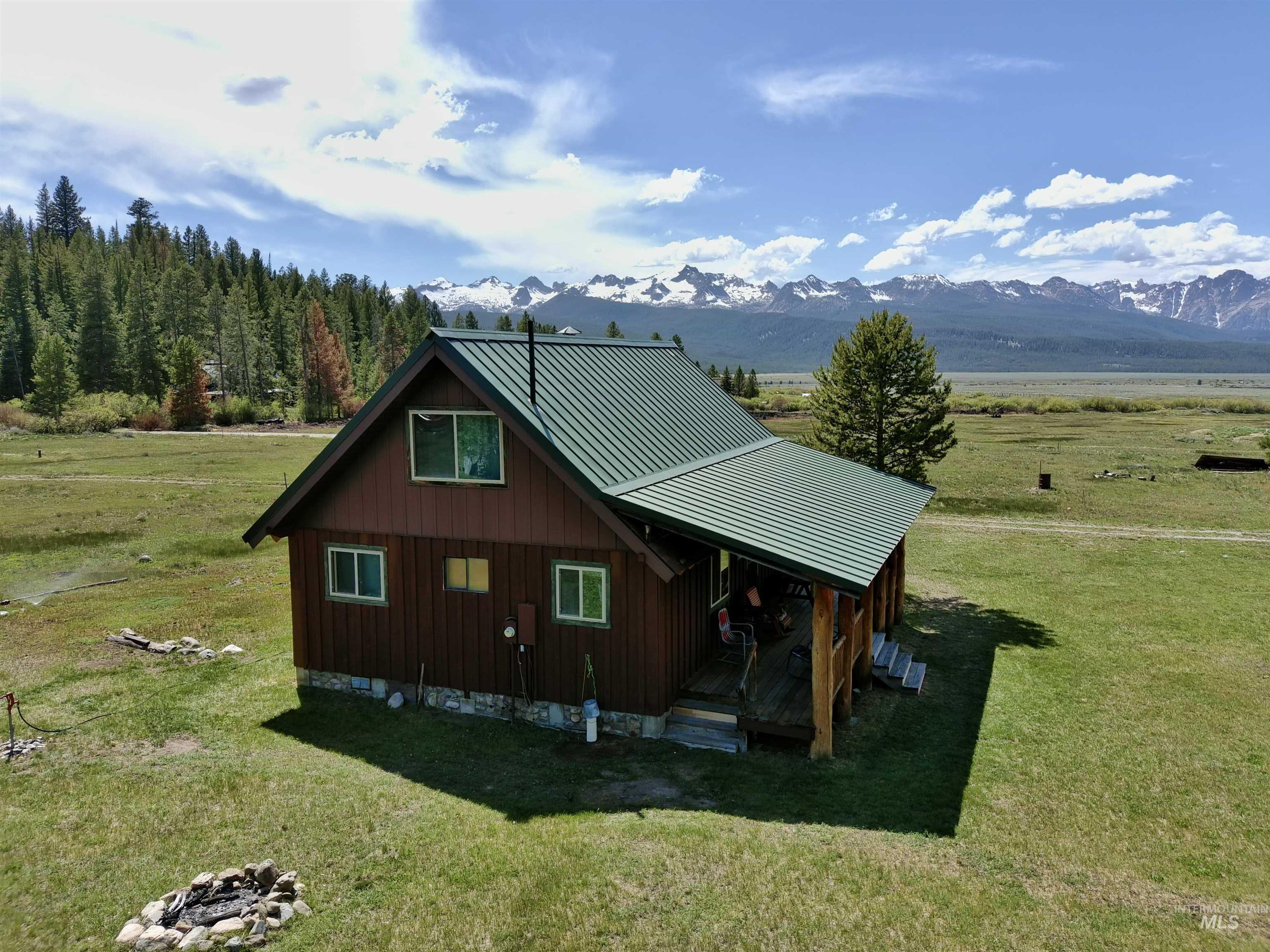 72 Fisher Creek Loop, Stanley, Idaho 83278, 3 Bedrooms, 1.5 Bathrooms, Residential For Sale, Price $1,050,000,MLS 98989500
