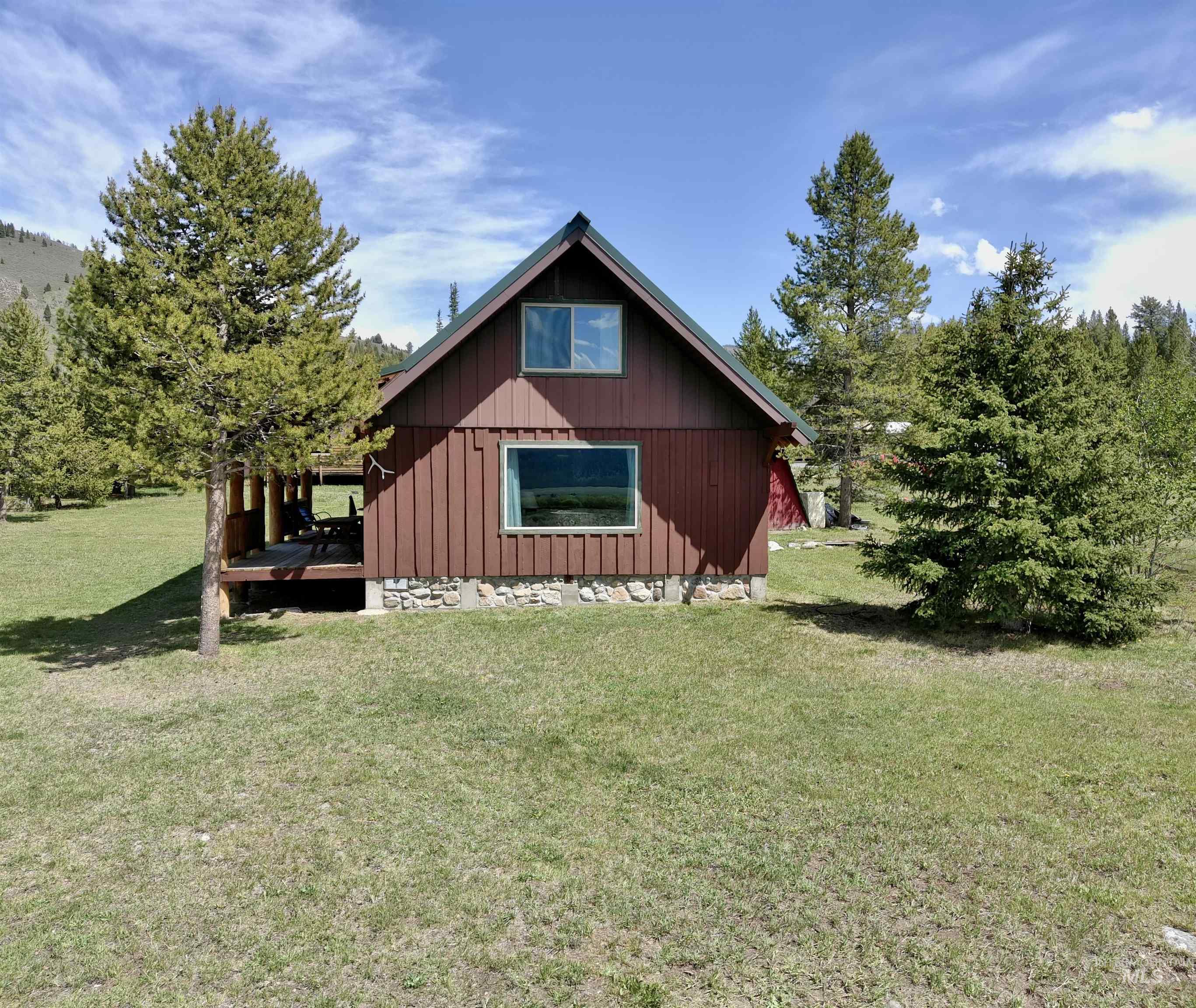 72 Fisher Creek Loop, Stanley, Idaho 83278, 3 Bedrooms, 1.5 Bathrooms, Residential For Sale, Price $1,050,000,MLS 98989500
