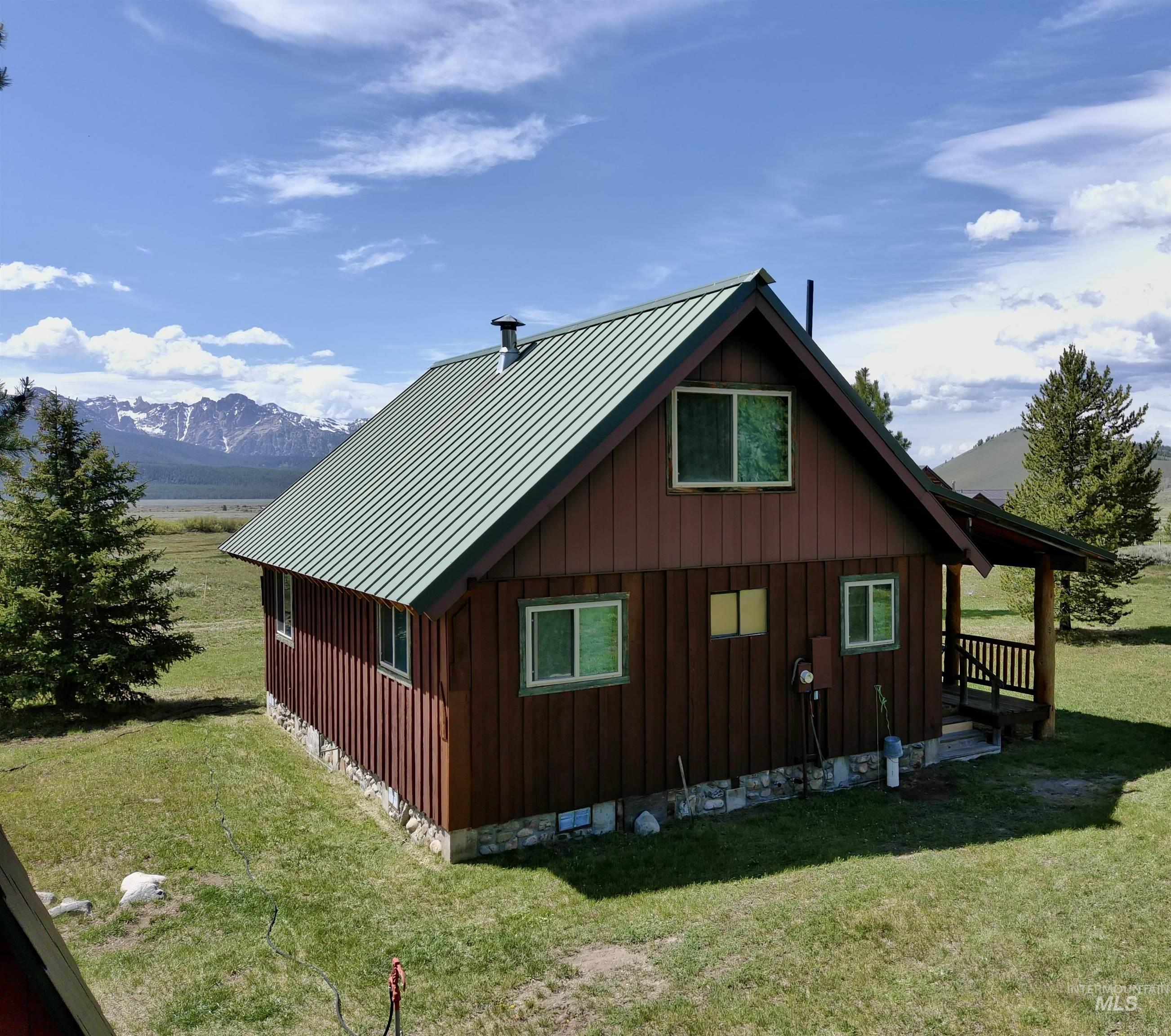 72 Fisher Creek Loop, Stanley, Idaho 83278, 3 Bedrooms, 1.5 Bathrooms, Residential For Sale, Price $1,050,000,MLS 98989500