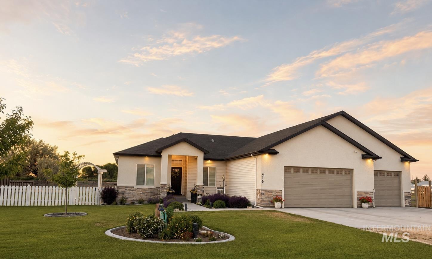 416 Elli Lane, Heyburn, Idaho 83336, 4 Bedrooms, 3 Bathrooms, Residential For Sale, Price $480,000,MLS 98989502