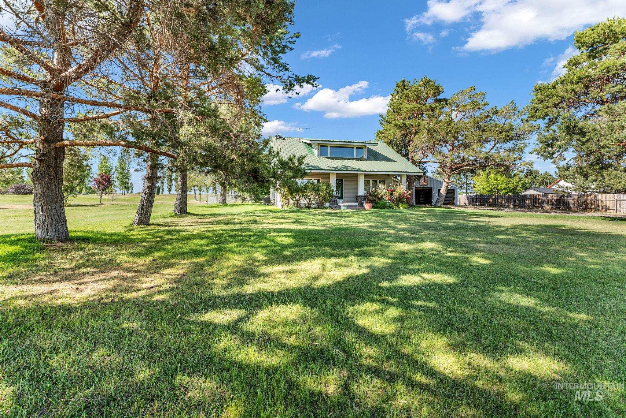 476 E 200 S, Jerome, Idaho 83338, 3 Bedrooms, 2 Bathrooms, Residential For Sale, Price $535,000,MLS 98989504