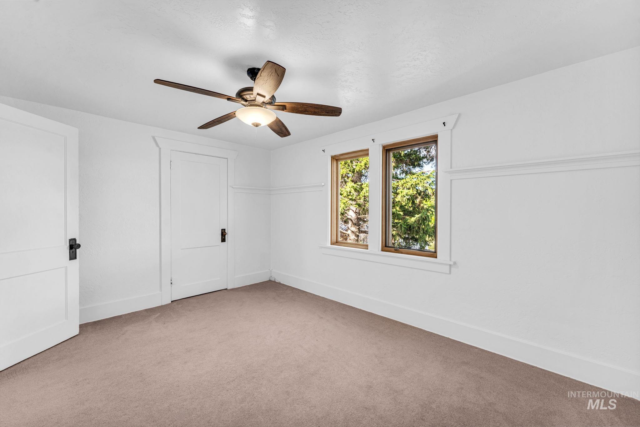 476 E 200 S, Jerome, Idaho 83338, 3 Bedrooms, 2 Bathrooms, Residential For Sale, Price $535,000,MLS 98989504