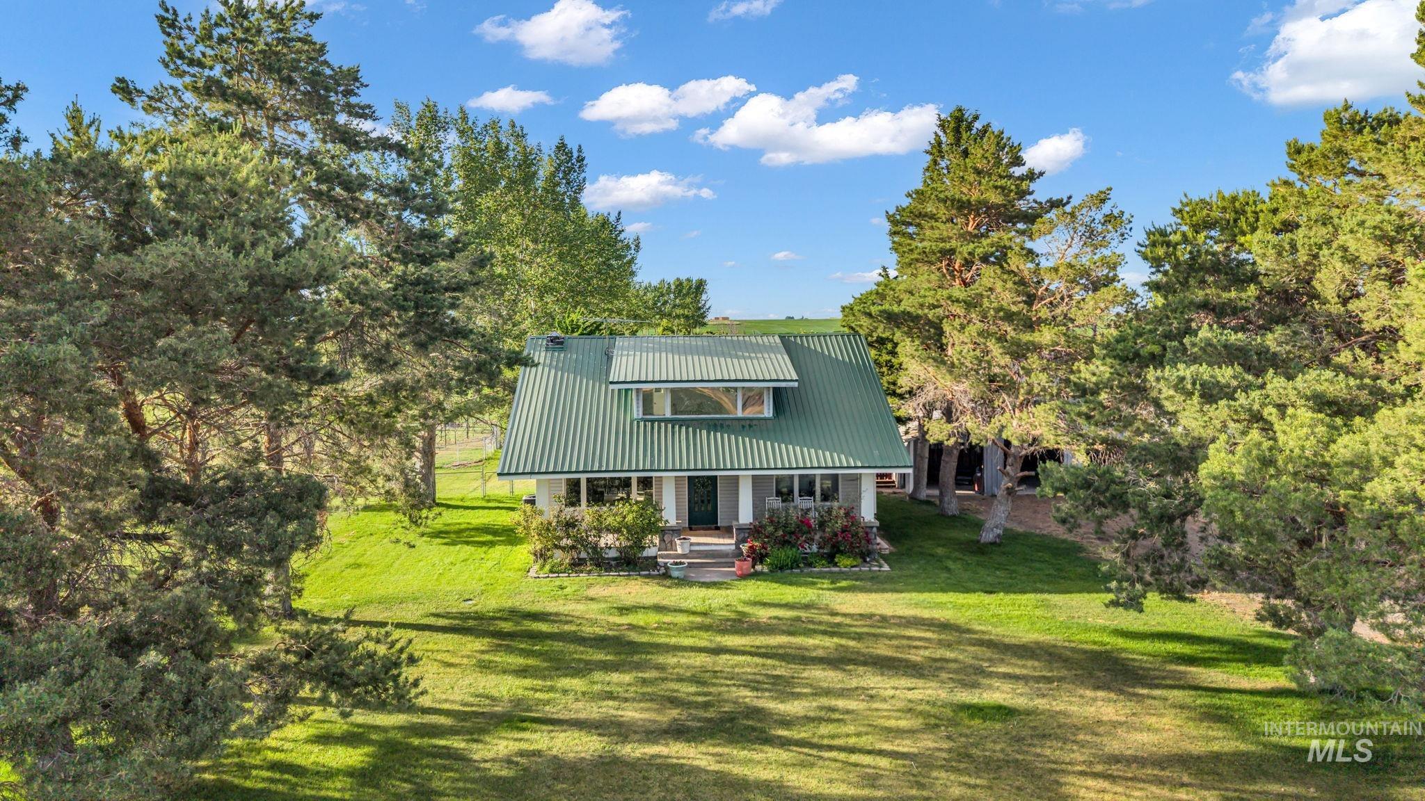 476 E 200 S, Jerome, Idaho 83338, 3 Bedrooms, 2 Bathrooms, Residential For Sale, Price $535,000,MLS 98989504