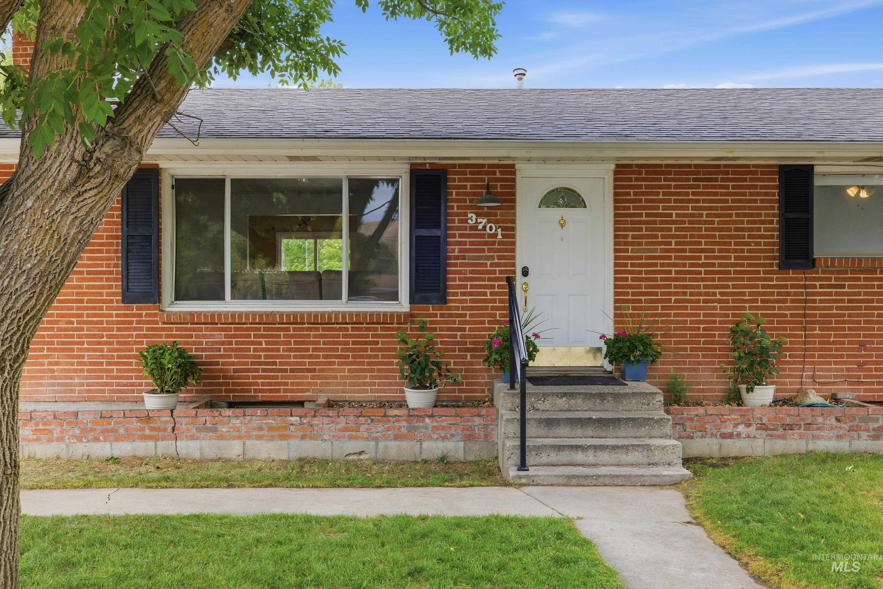 3701 N Woody Drive, Boise, Idaho 83714, 4 Bedrooms, 2 Bathrooms, Residential For Sale, Price $444,900,MLS 98989508