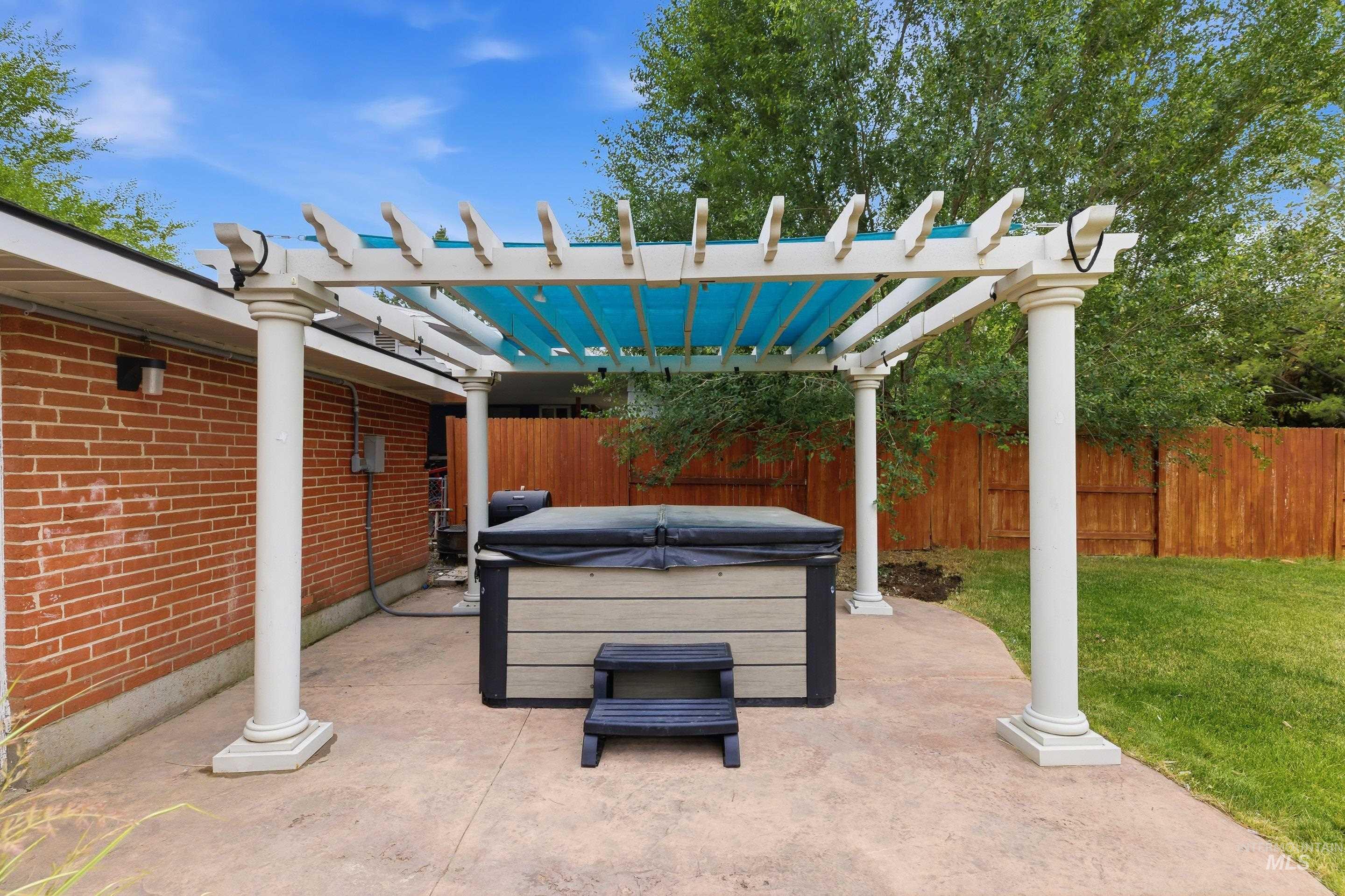 3701 N Woody Drive, Boise, Idaho 83714, 4 Bedrooms, 2 Bathrooms, Residential For Sale, Price $444,900,MLS 98989508
