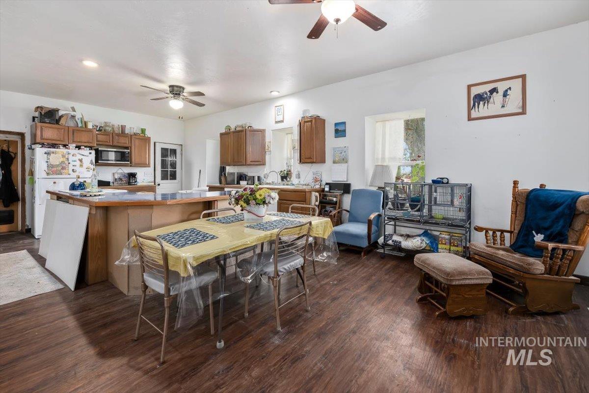 5597 US Hwy 93, Jerome, Idaho 83338, 3 Bedrooms, 2 Bathrooms, Residential For Sale, Price $340,000, 98989512