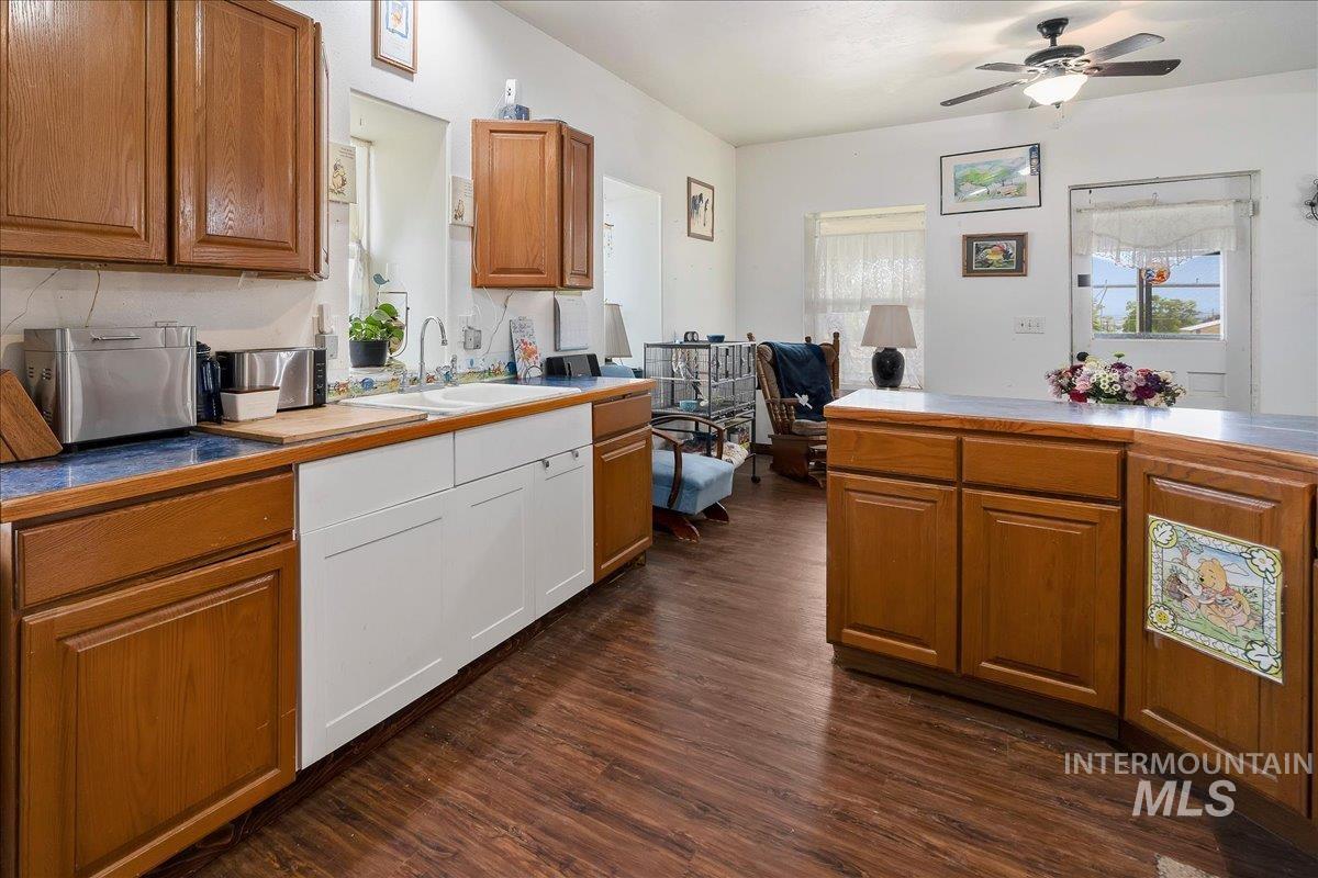 5597 US Hwy 93, Jerome, Idaho 83338, 3 Bedrooms, 2 Bathrooms, Residential For Sale, Price $340,000, 98989512