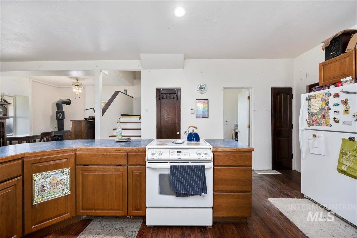 5597 US Hwy 93, Jerome, Idaho 83338, 3 Bedrooms, 2 Bathrooms, Residential For Sale, Price $340,000, 98989512
