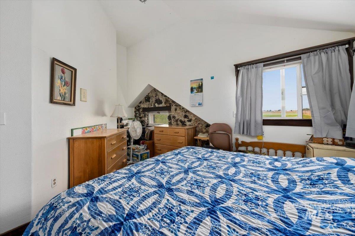 5597 US Hwy 93, Jerome, Idaho 83338, 3 Bedrooms, 2 Bathrooms, Residential For Sale, Price $340,000, 98989512