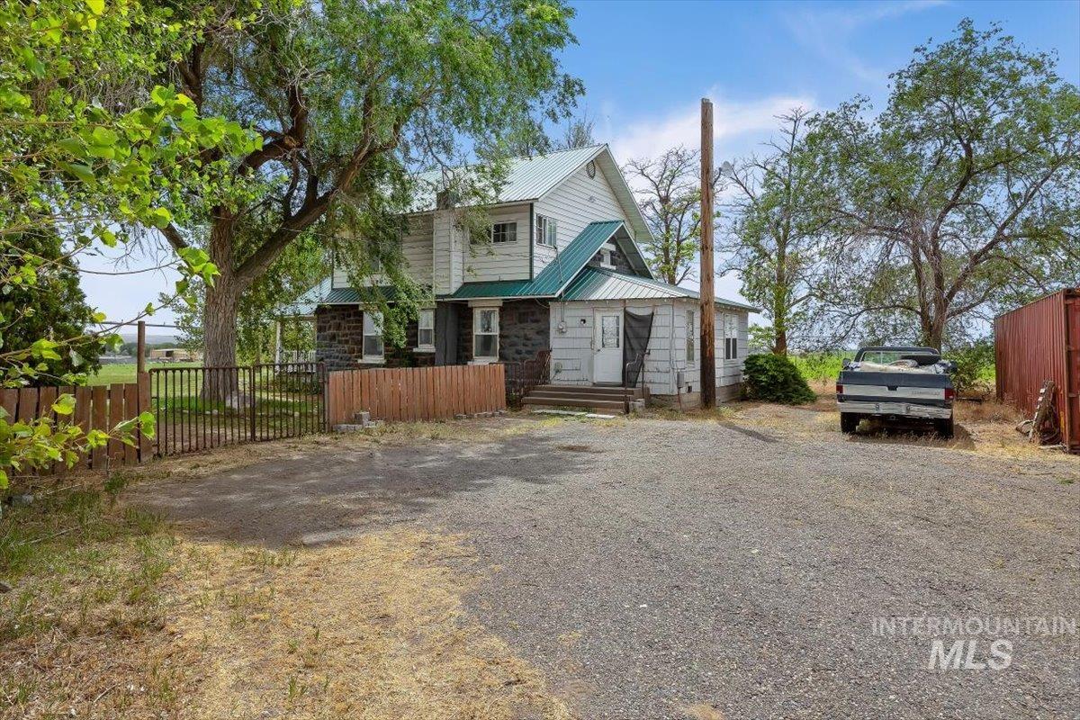 5597 US Hwy 93, Jerome, Idaho 83338, 3 Bedrooms, 2 Bathrooms, Residential For Sale, Price $340,000, 98989512