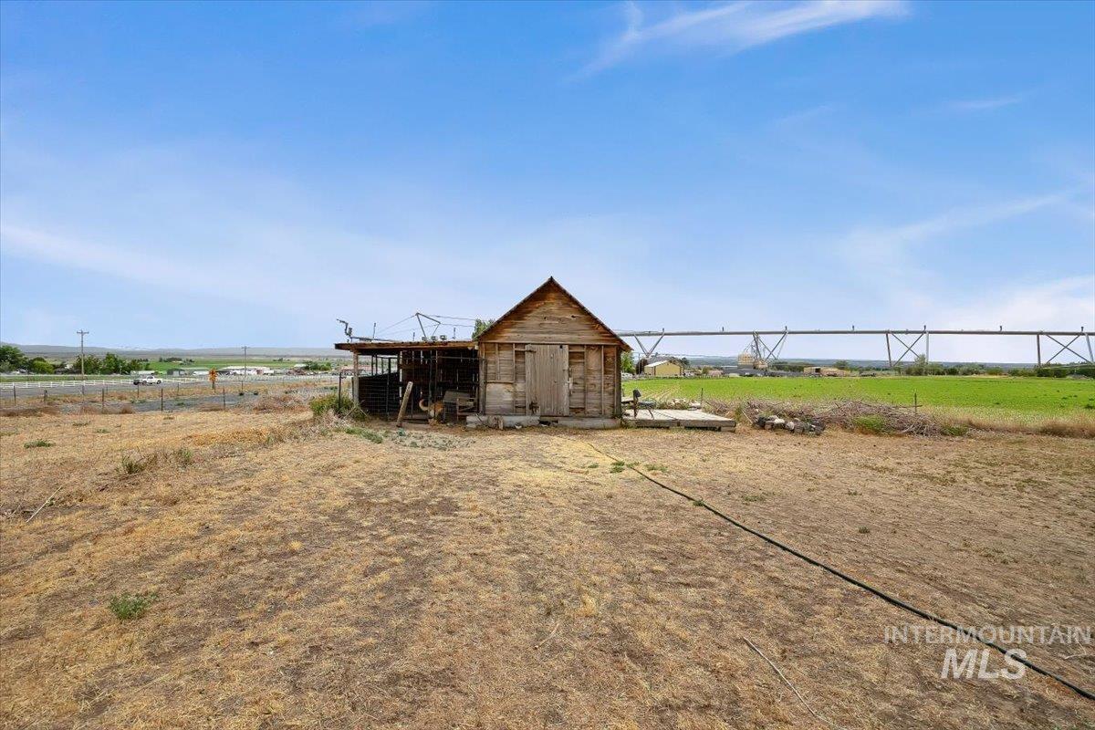 5597 US Hwy 93, Jerome, Idaho 83338, 3 Bedrooms, 2 Bathrooms, Residential For Sale, Price $340,000, 98989512