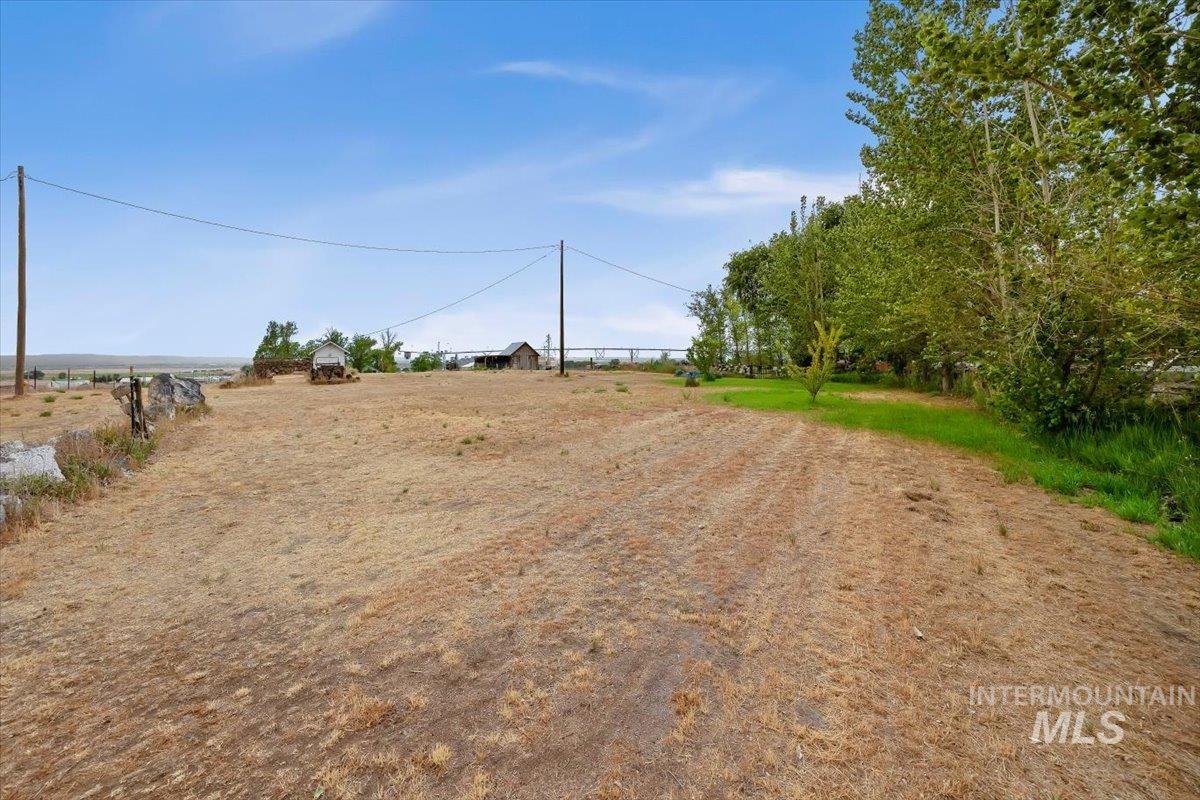 5597 US Hwy 93, Jerome, Idaho 83338, 3 Bedrooms, 2 Bathrooms, Residential For Sale, Price $340,000, 98989512