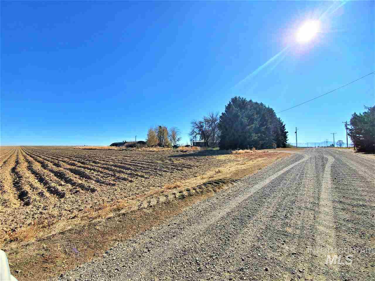 636 N 200 E, Rupert, Idaho 83350, 5 Bedrooms, 1 Bathroom, Residential For Sale, Price $395,000, 98989519