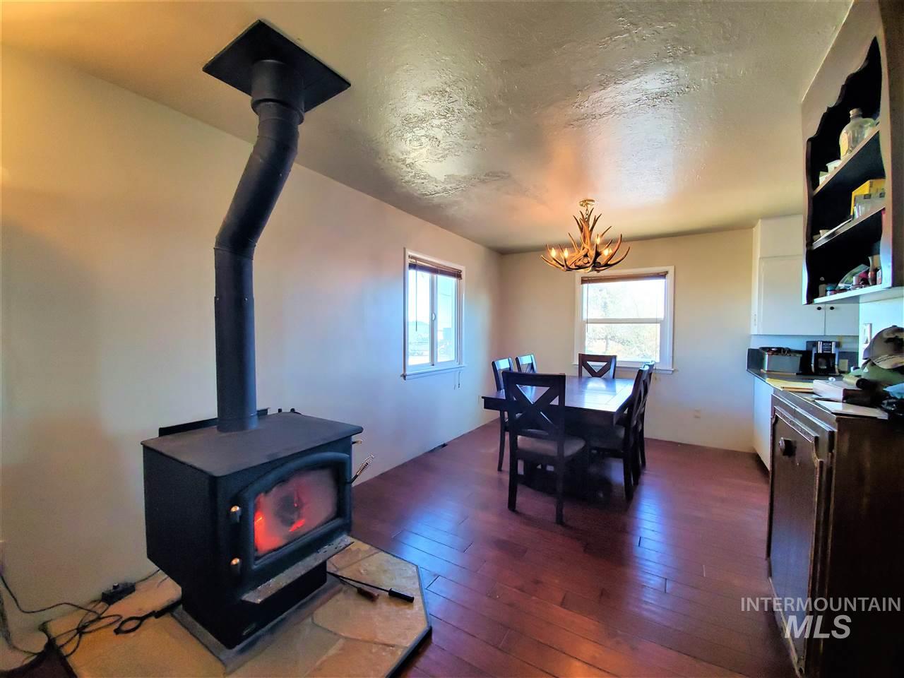 636 N 200 E, Rupert, Idaho 83350, 5 Bedrooms, 1 Bathroom, Residential For Sale, Price $395,000, 98989519