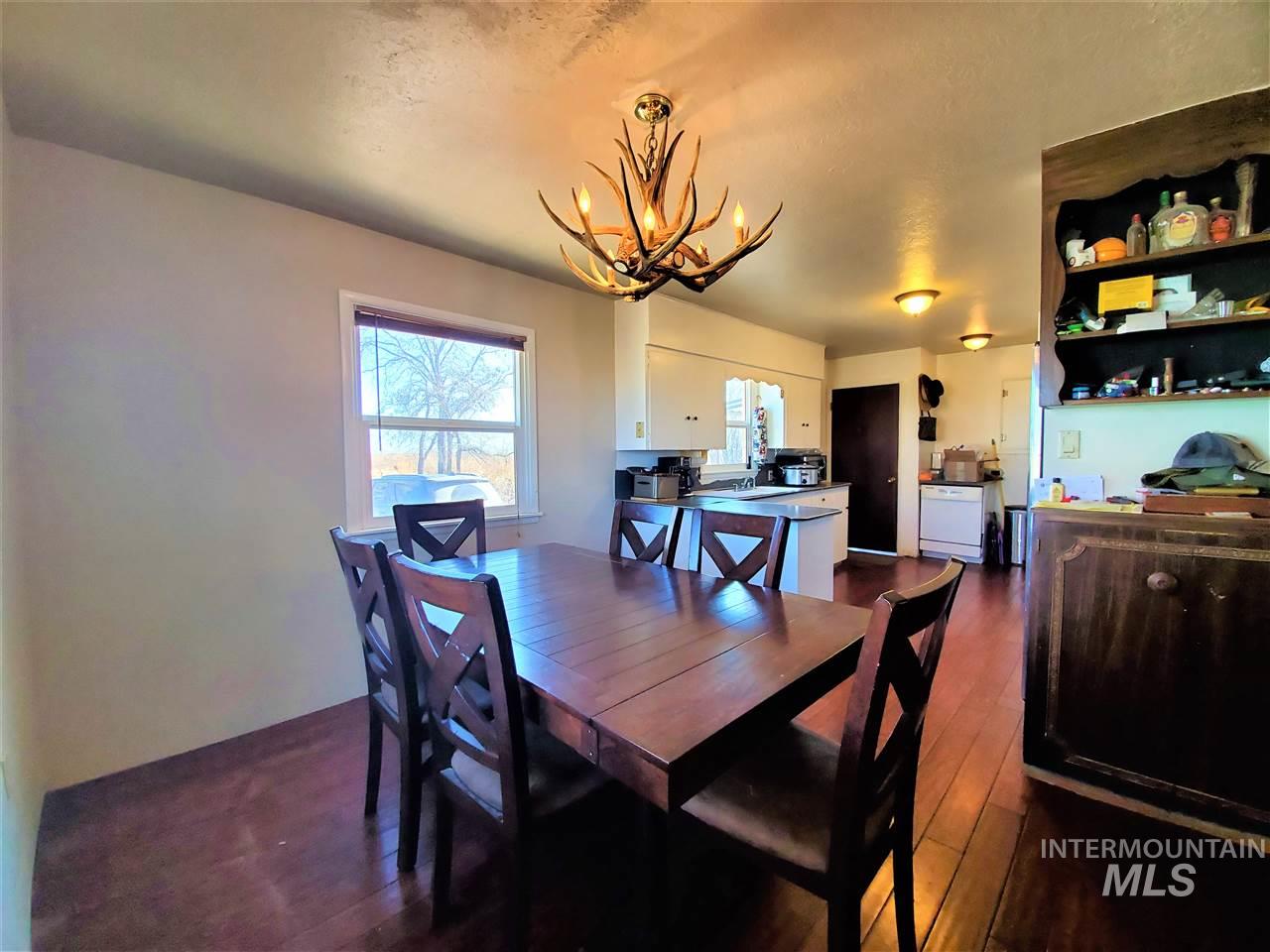 636 N 200 E, Rupert, Idaho 83350, 5 Bedrooms, 1 Bathroom, Residential For Sale, Price $395,000, 98989519