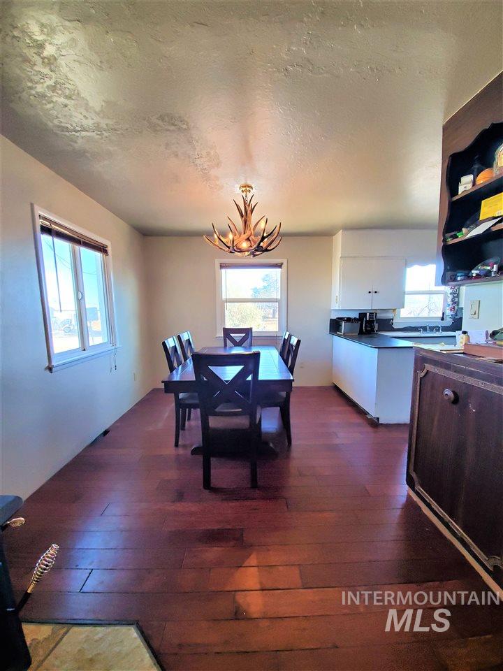 636 N 200 E, Rupert, Idaho 83350, 5 Bedrooms, 1 Bathroom, Residential For Sale, Price $395,000, 98989519
