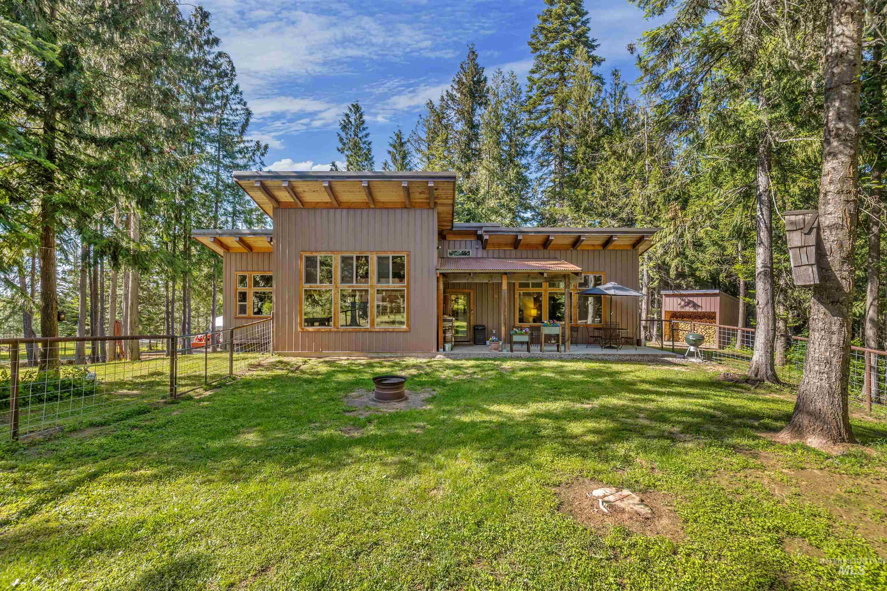 1442 Band Mill Road, Orofino, Idaho 83544, 2 Bedrooms, 1.5 Bathrooms, Residential For Sale, Price $635,000, 98989520