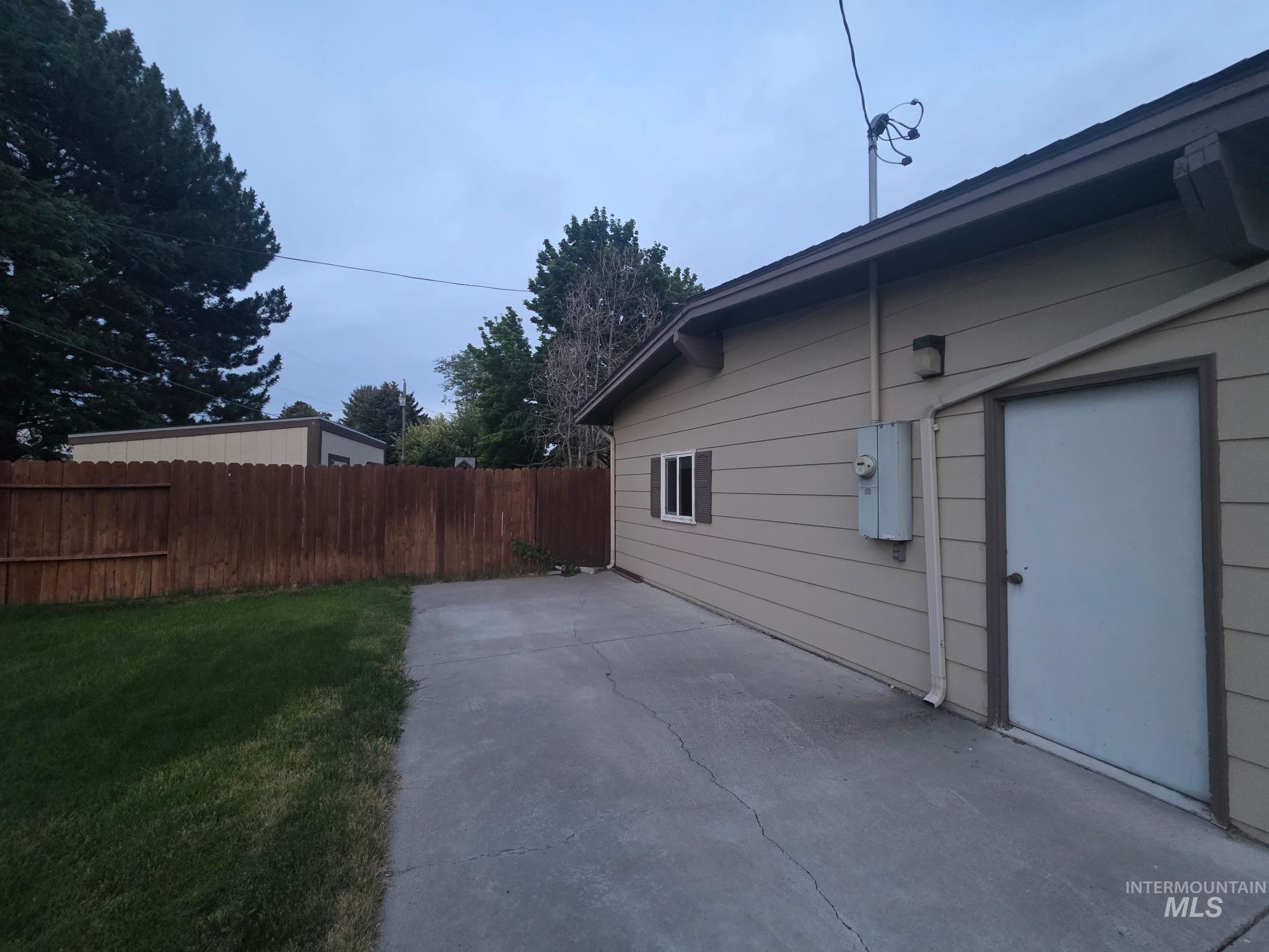 1940 Sherry Drive, Twin Falls, Idaho 83301, 3 Bedrooms, 2 Bathrooms, Residential For Sale, Price $314,798,MLS 98989523