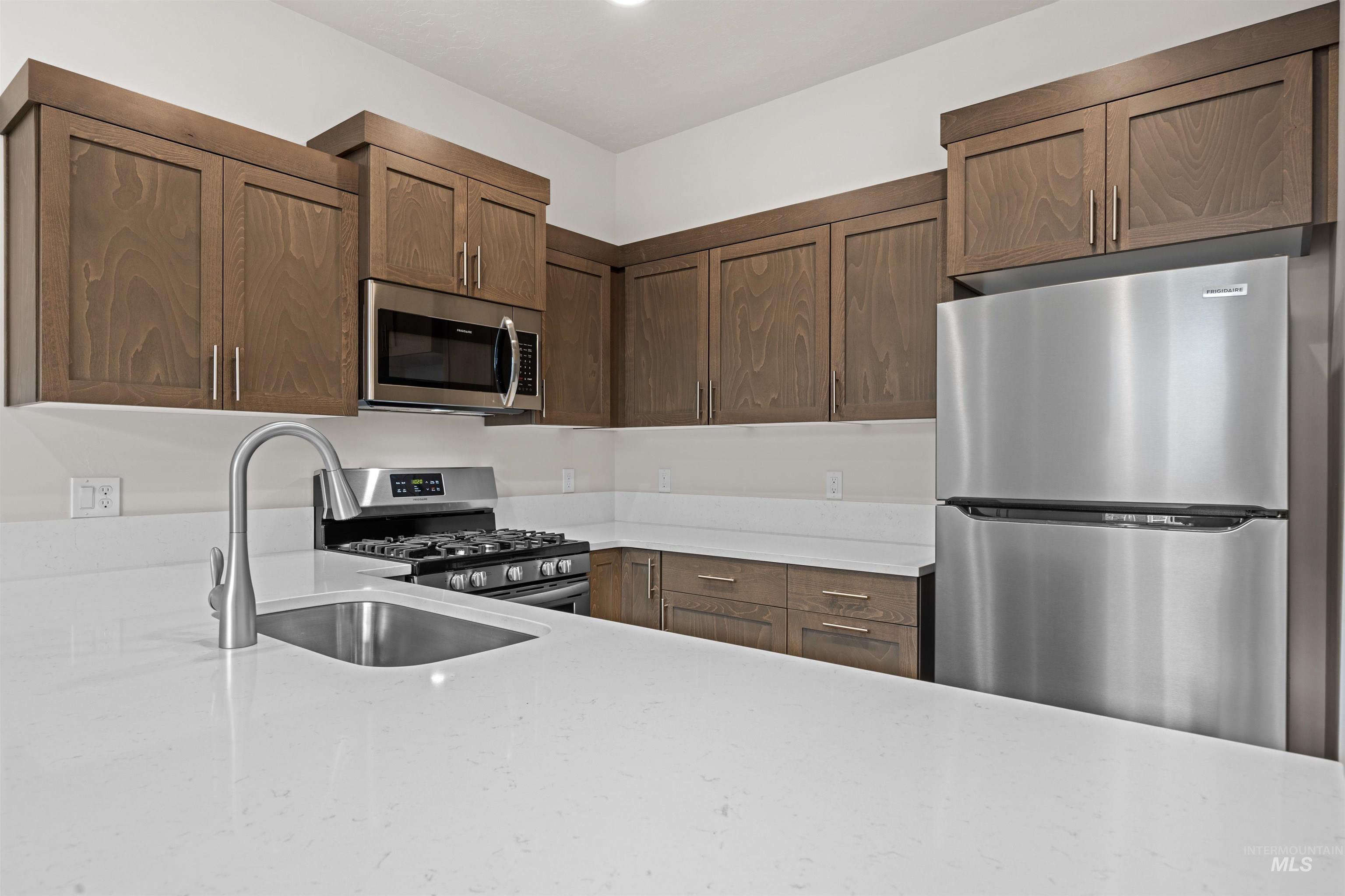 1420 N Cole Cottage Lane, Boise, Idaho 83704, 2 Bedrooms, 2.5 Bathrooms, Residential For Sale, Price $359,900, 98989524