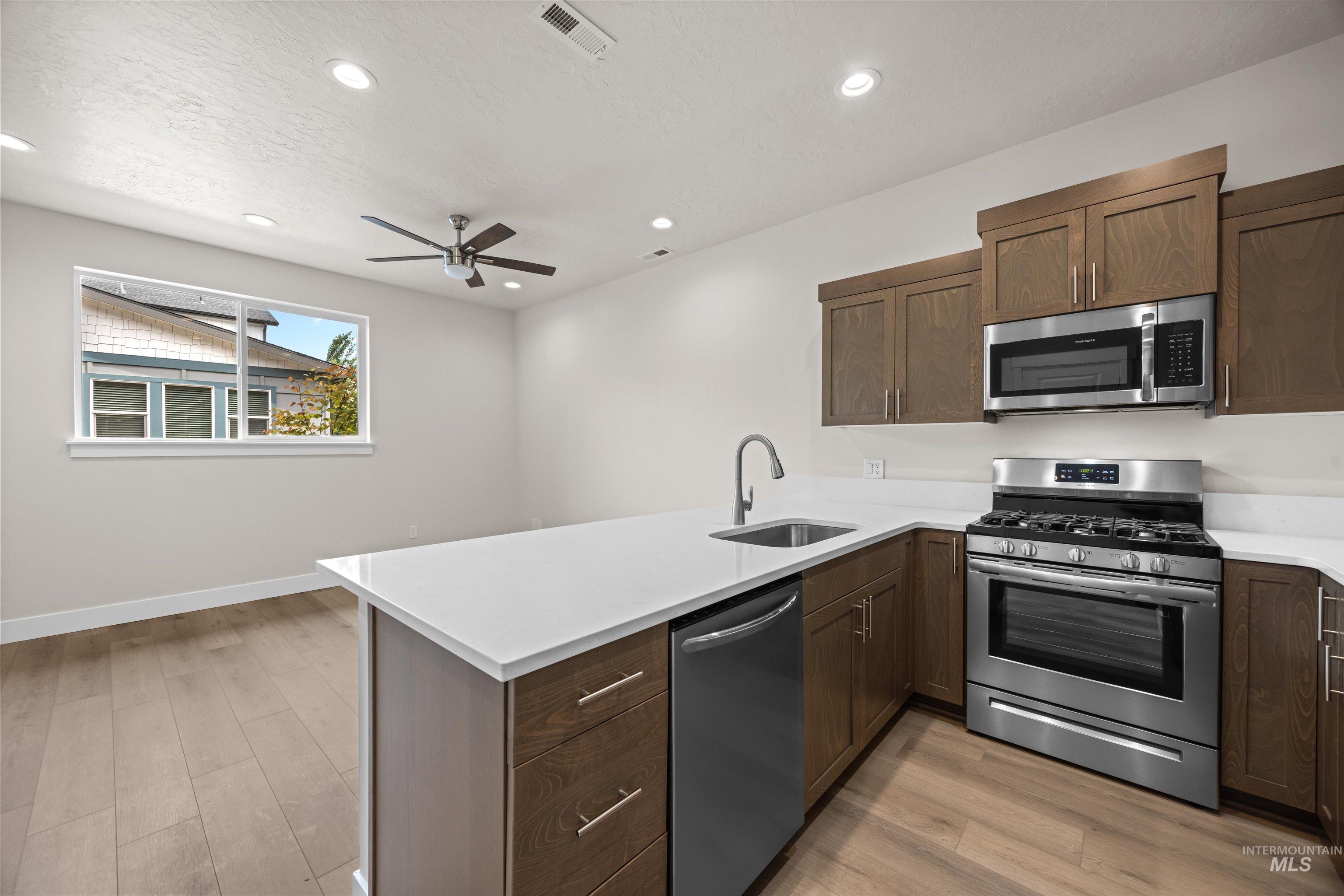 1420 N Cole Cottage Lane, Boise, Idaho 83704, 2 Bedrooms, 2.5 Bathrooms, Residential For Sale, Price $359,900, 98989524