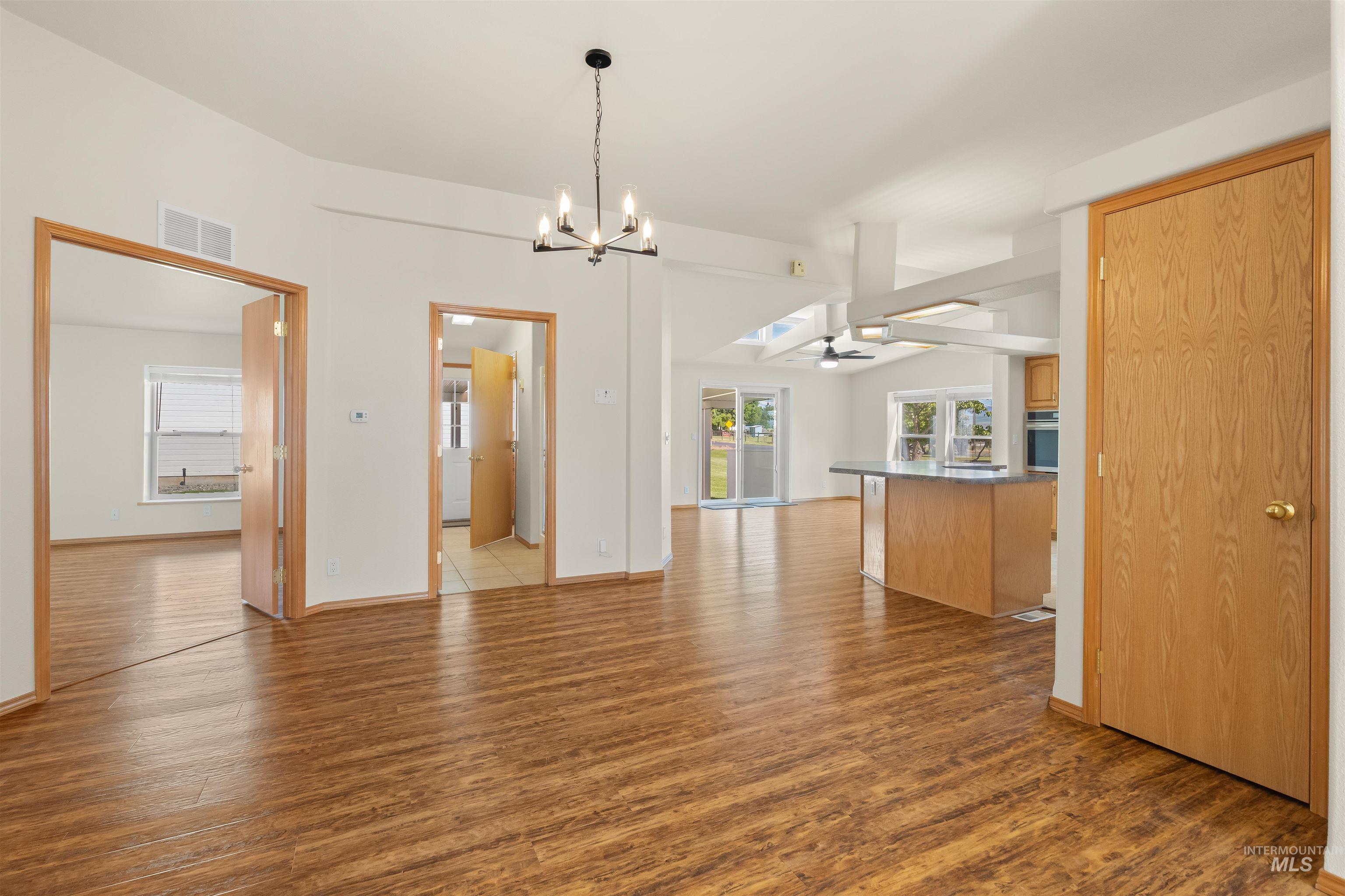2039 Ripon Avenue, Lewiston, Idaho 83501, 3 Bedrooms, 3 Bathrooms, Residential For Sale, Price $635,000, 98989527