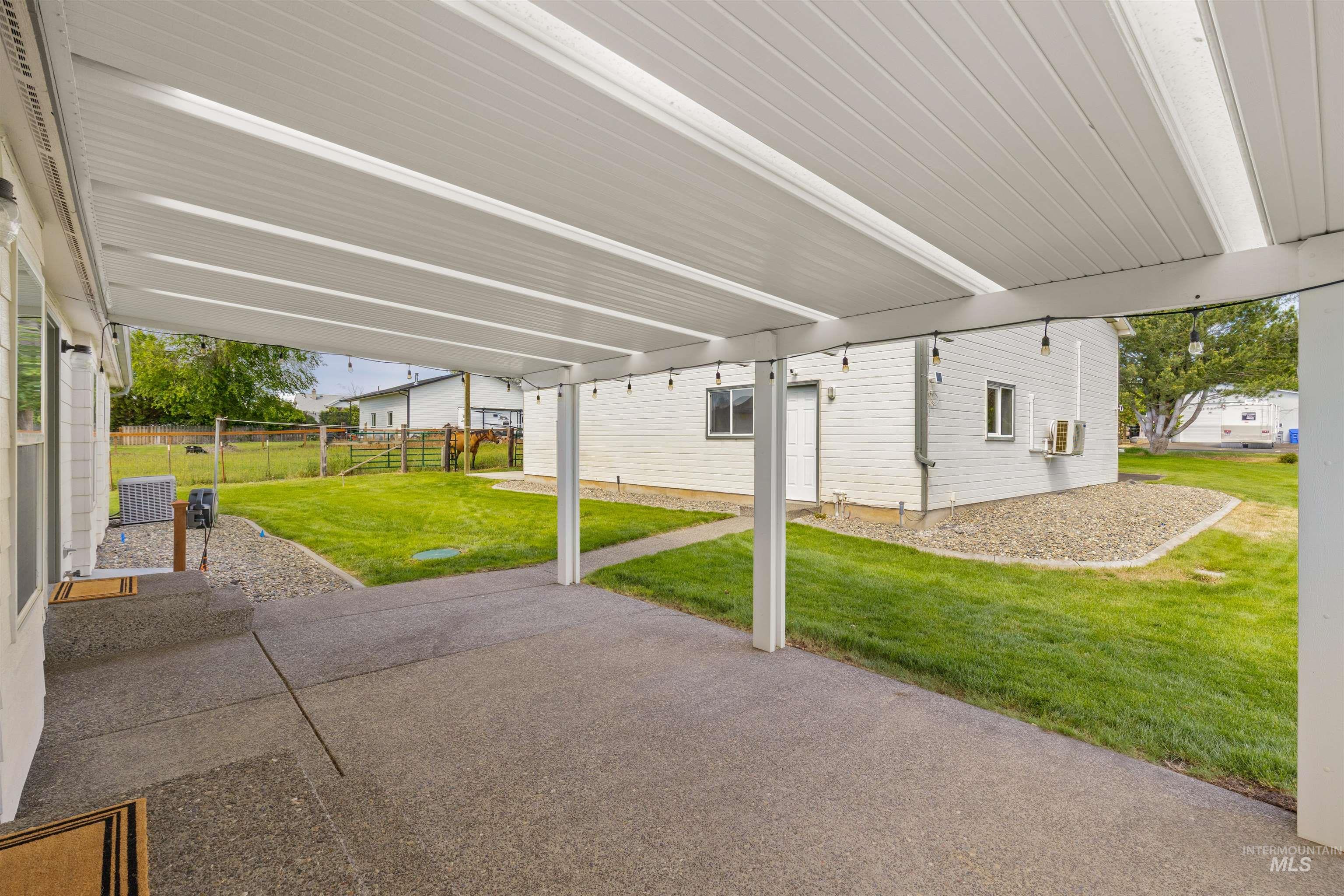 2039 Ripon Avenue, Lewiston, Idaho 83501, 3 Bedrooms, 3 Bathrooms, Residential For Sale, Price $635,000, 98989527